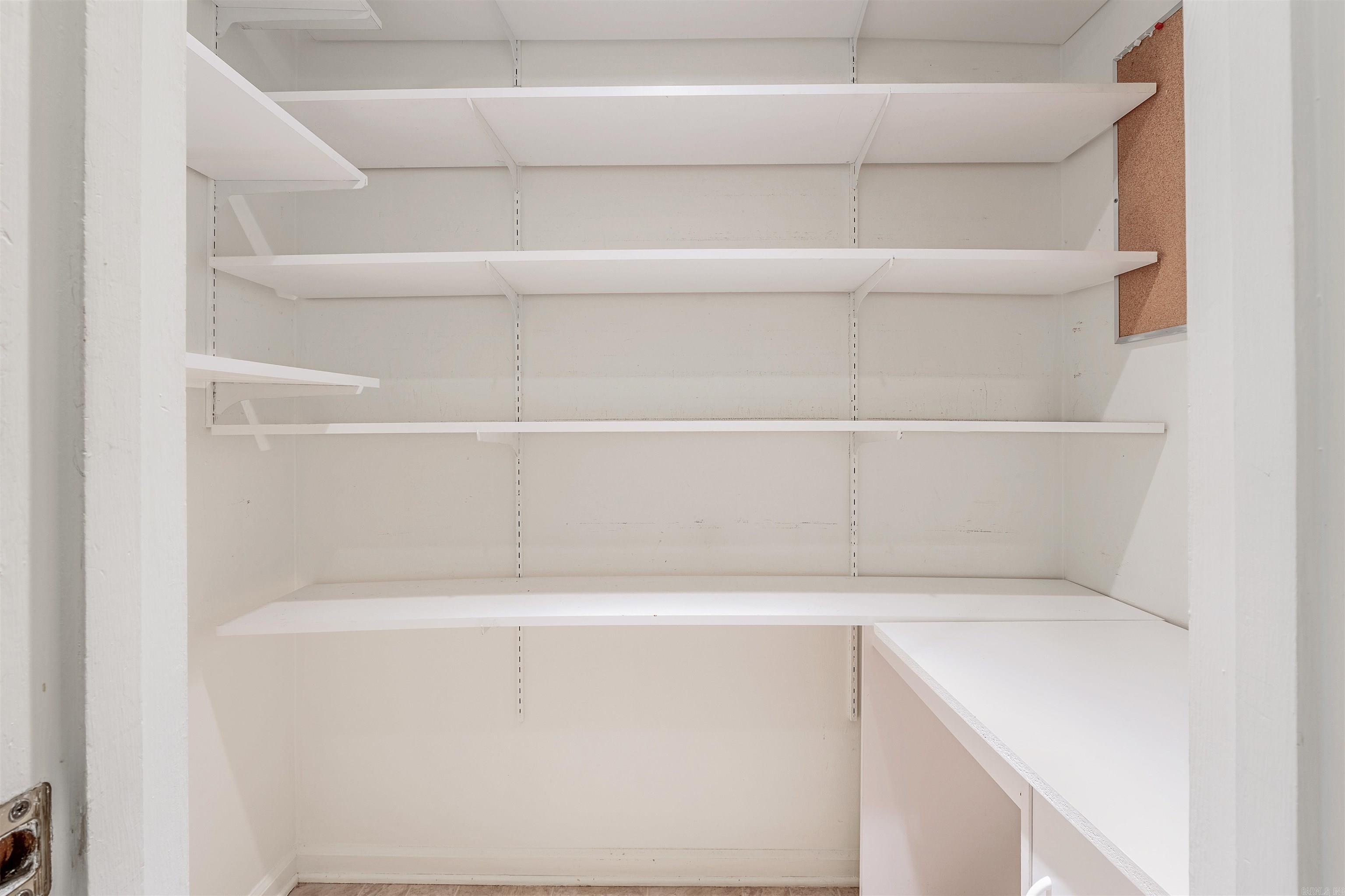 PLEASANT VIEW - Residential