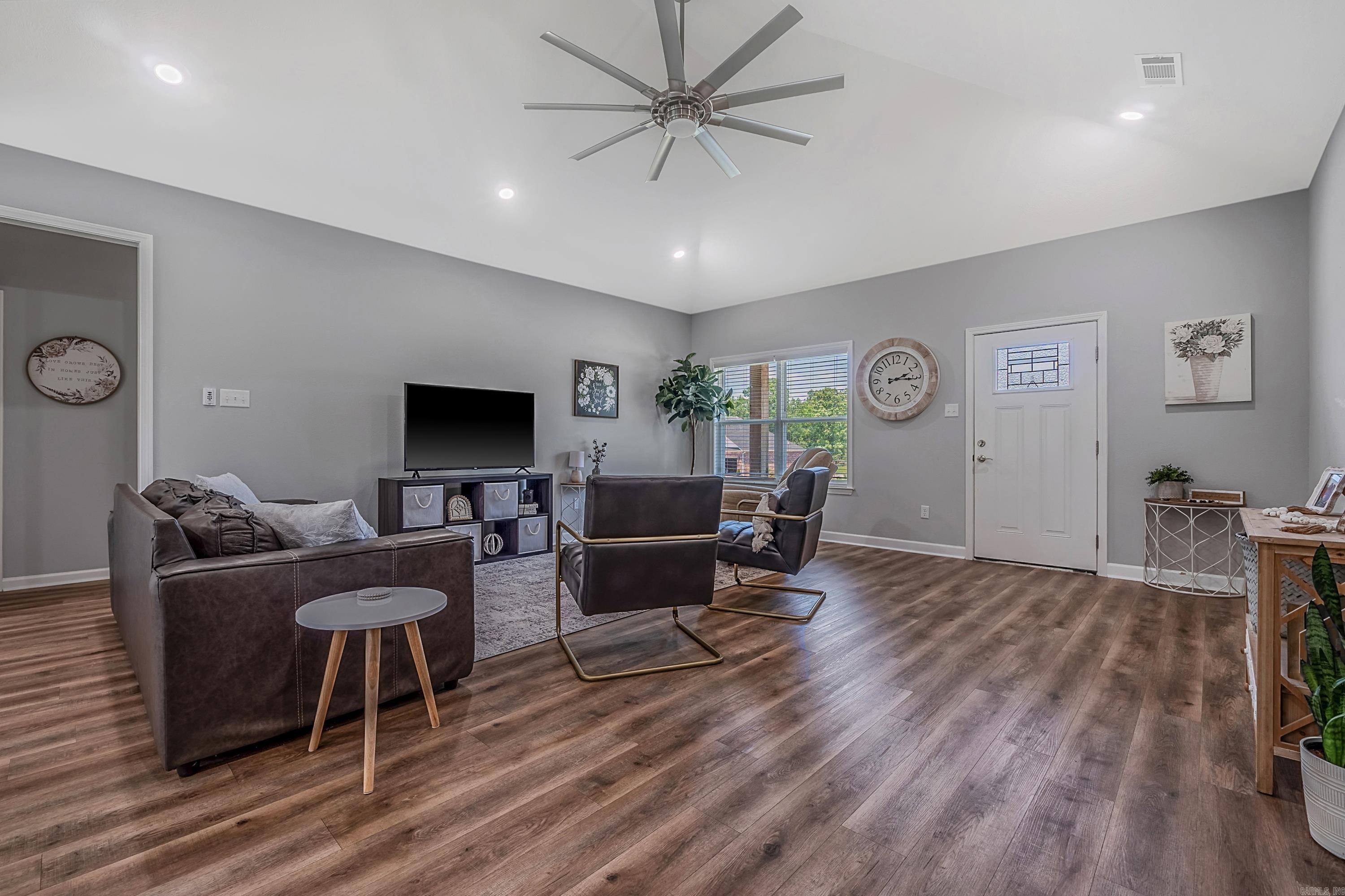 OTTO LANDING - Residential