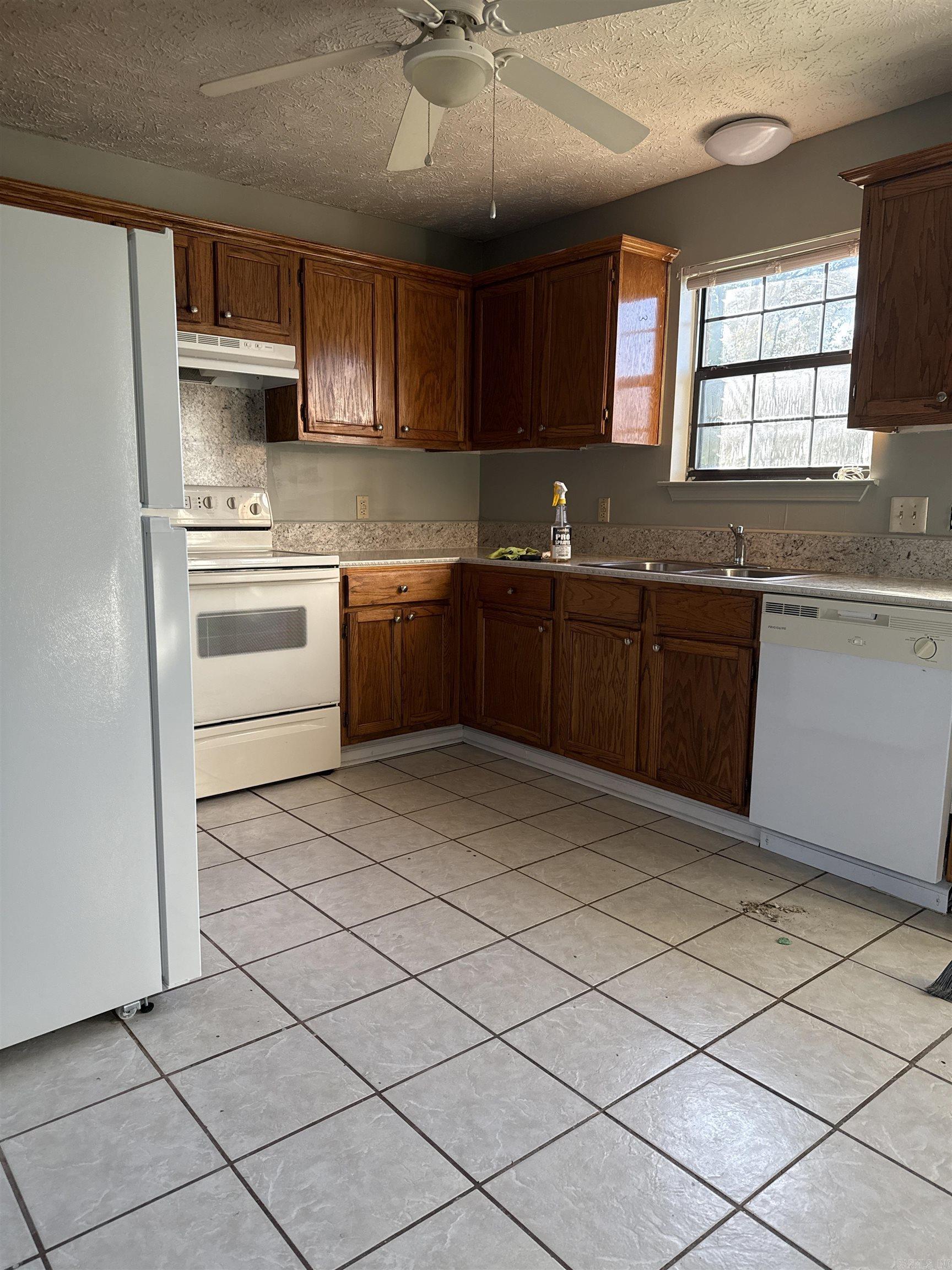 Metes & Bounds - Residential Income