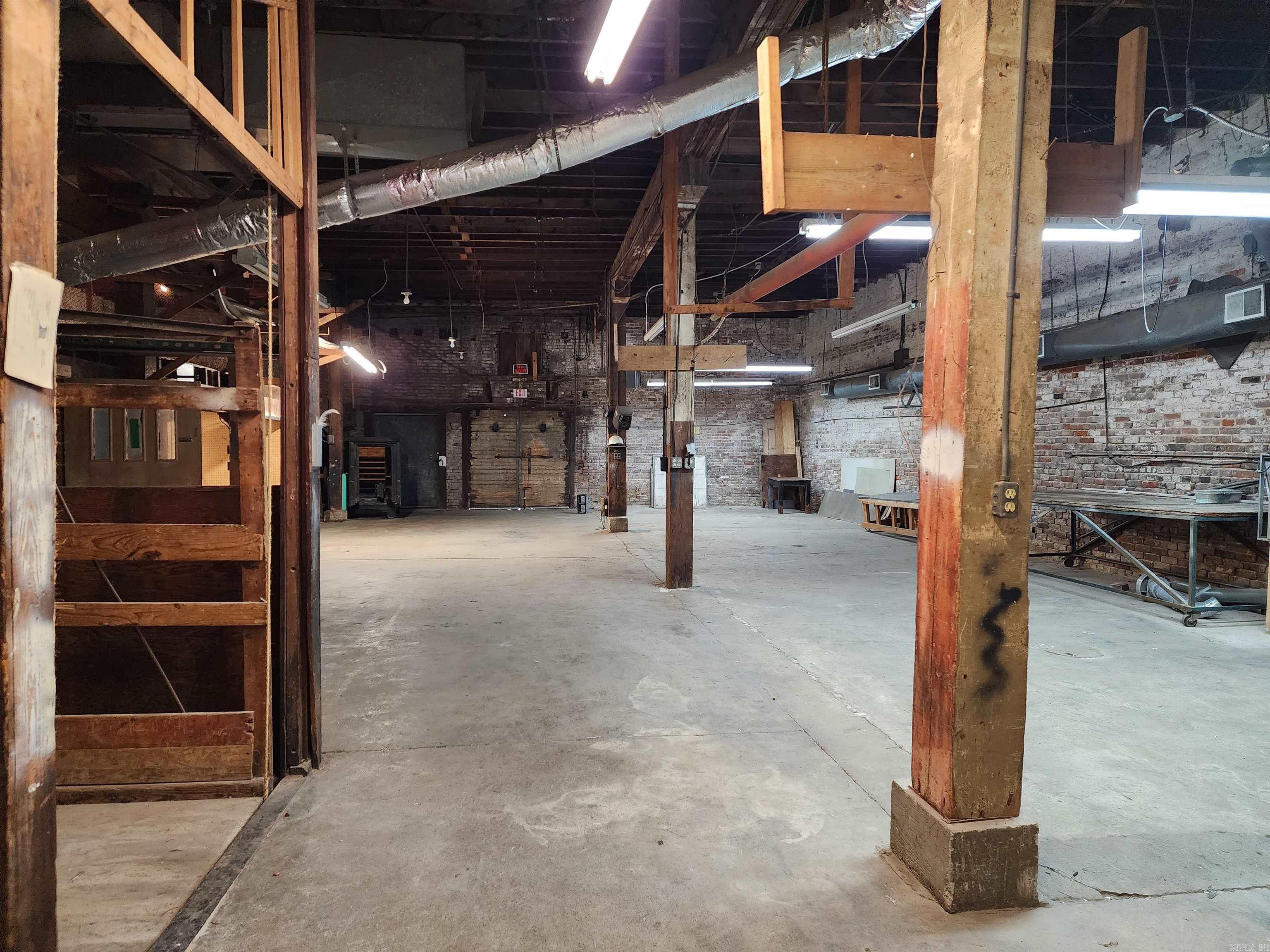 Hs Land & Imp - Commercial Sale