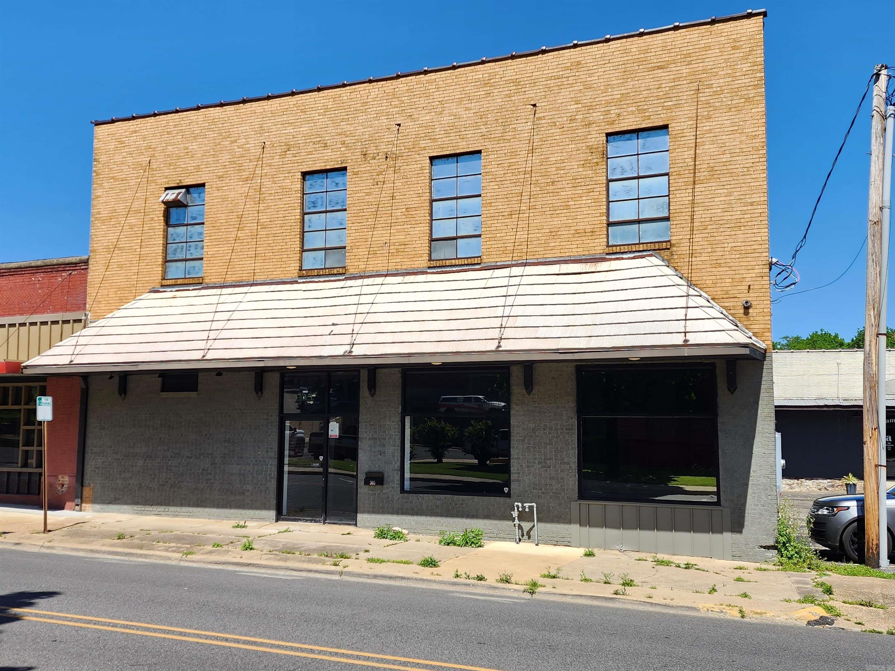 Hs Land & Imp - Commercial Sale
