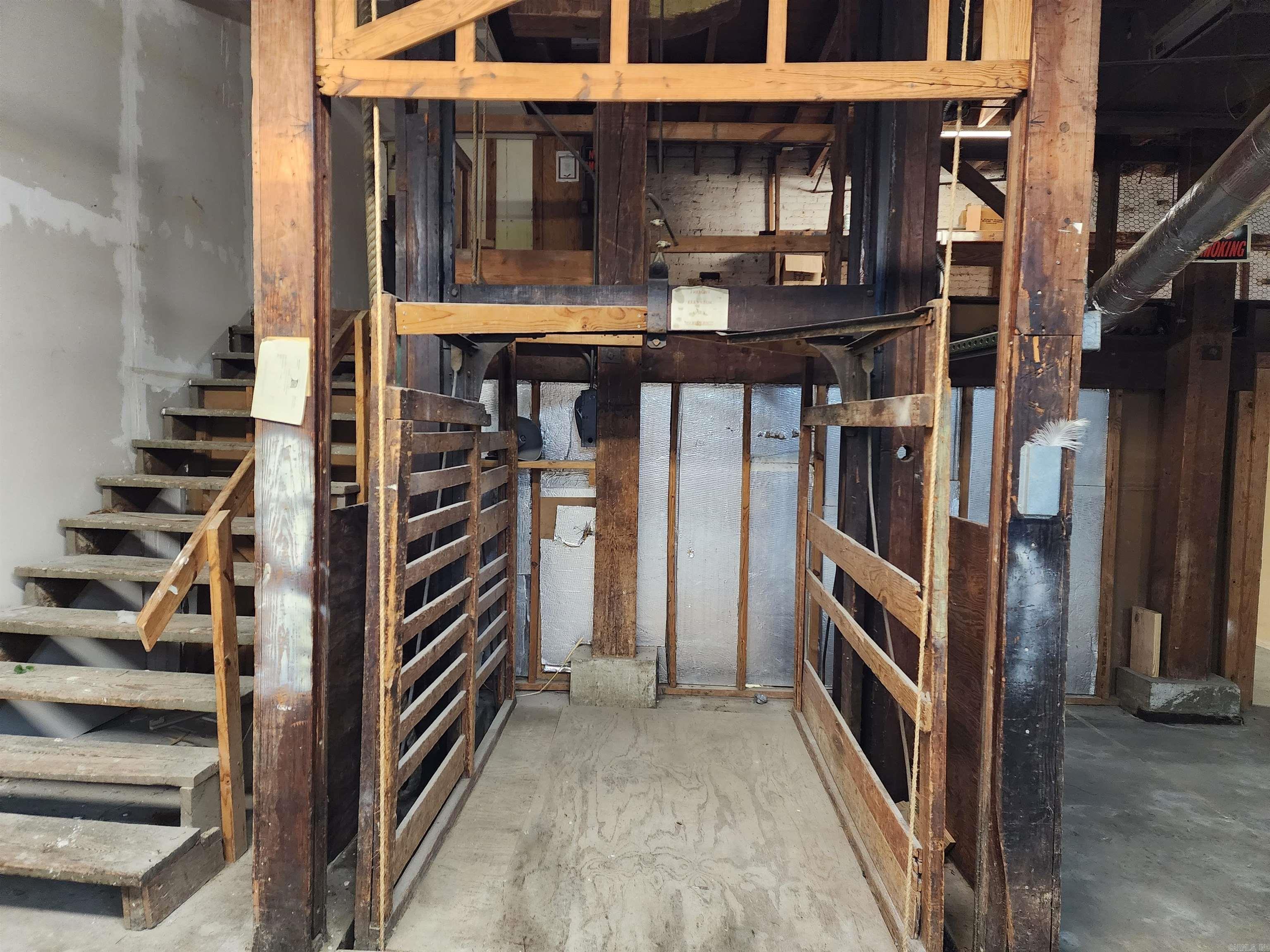 Hs Land & Imp - Commercial Sale
