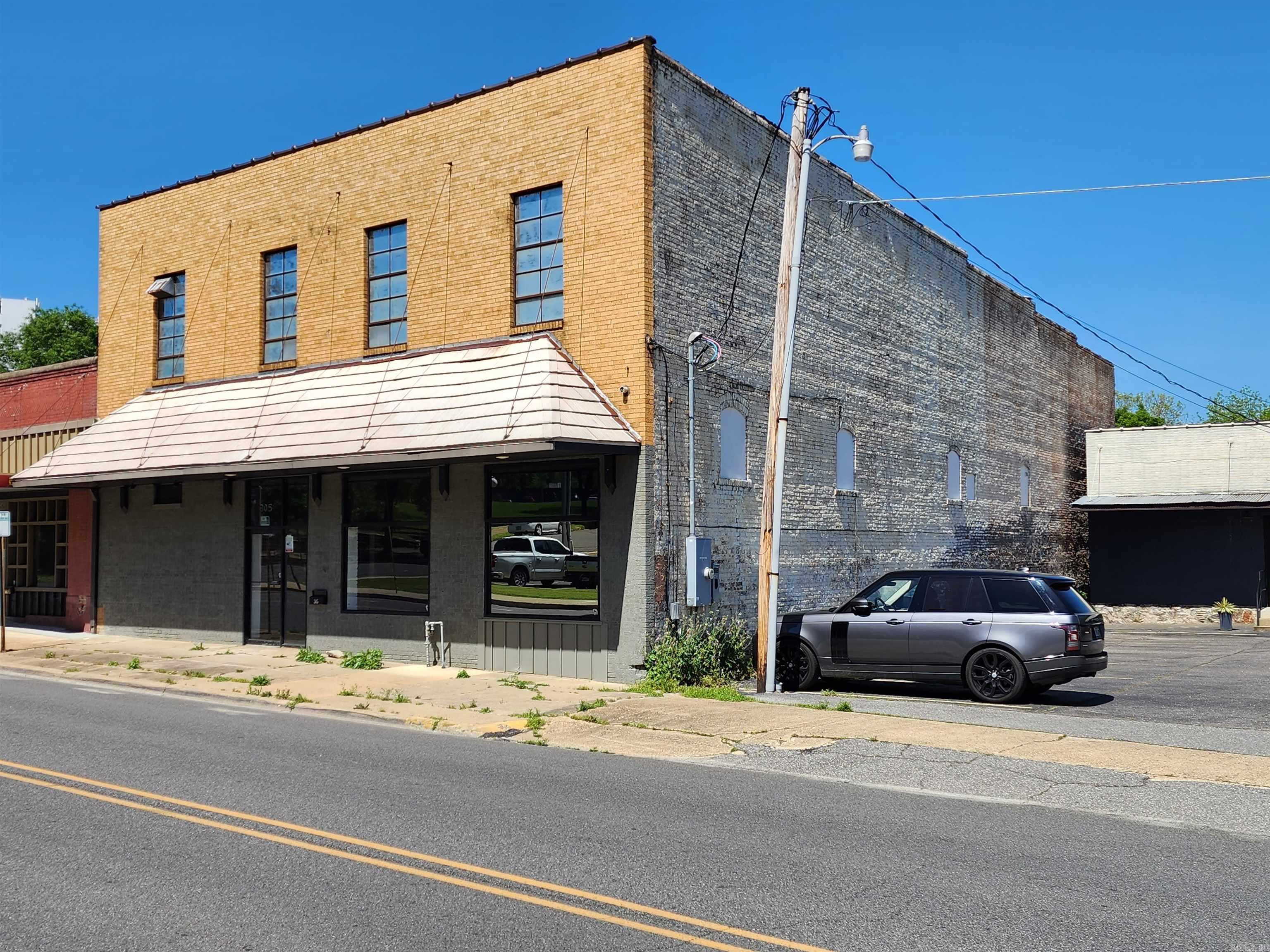 Hs Land & Imp - Commercial Sale