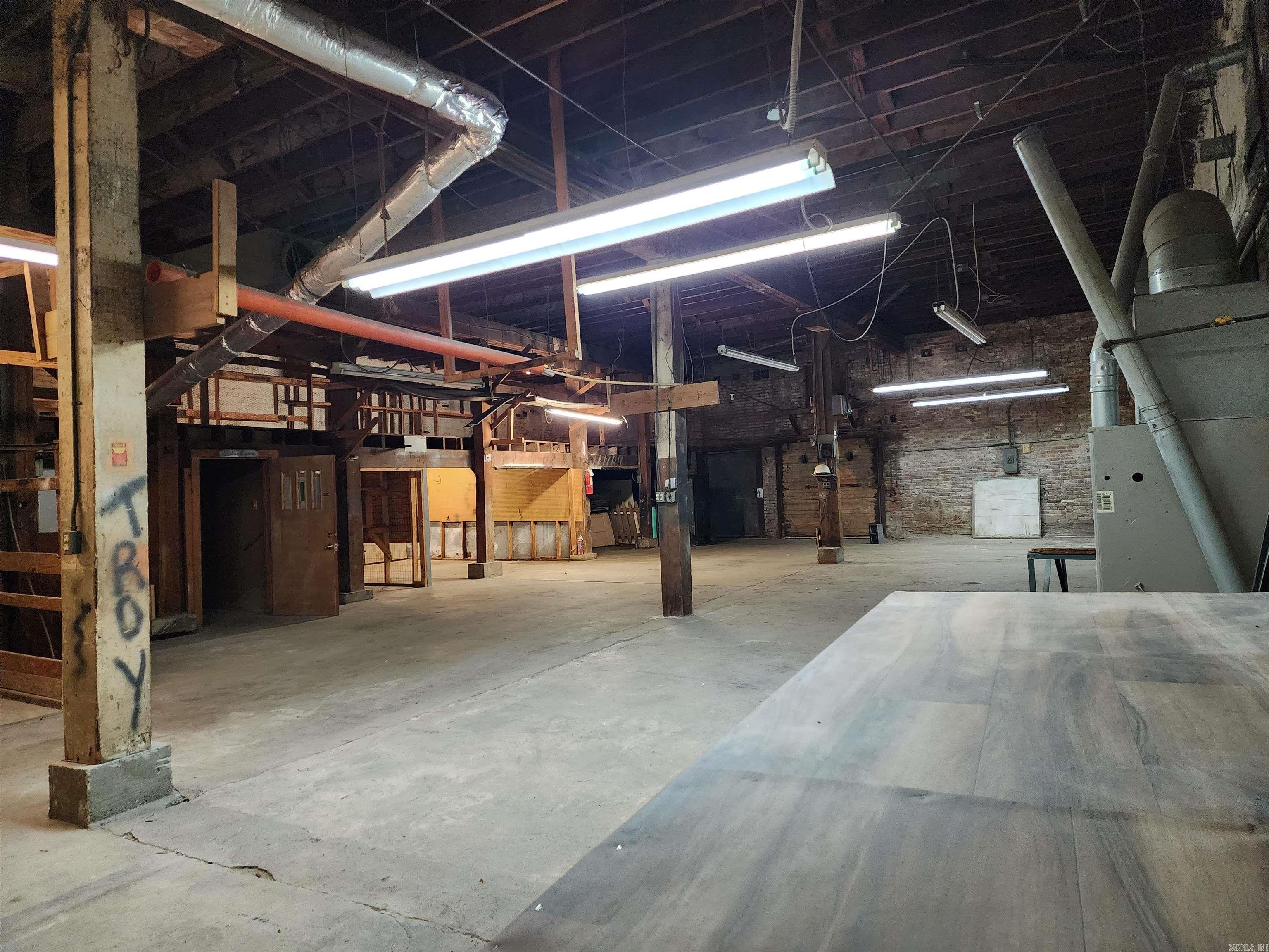 Hs Land & Imp - Commercial Sale