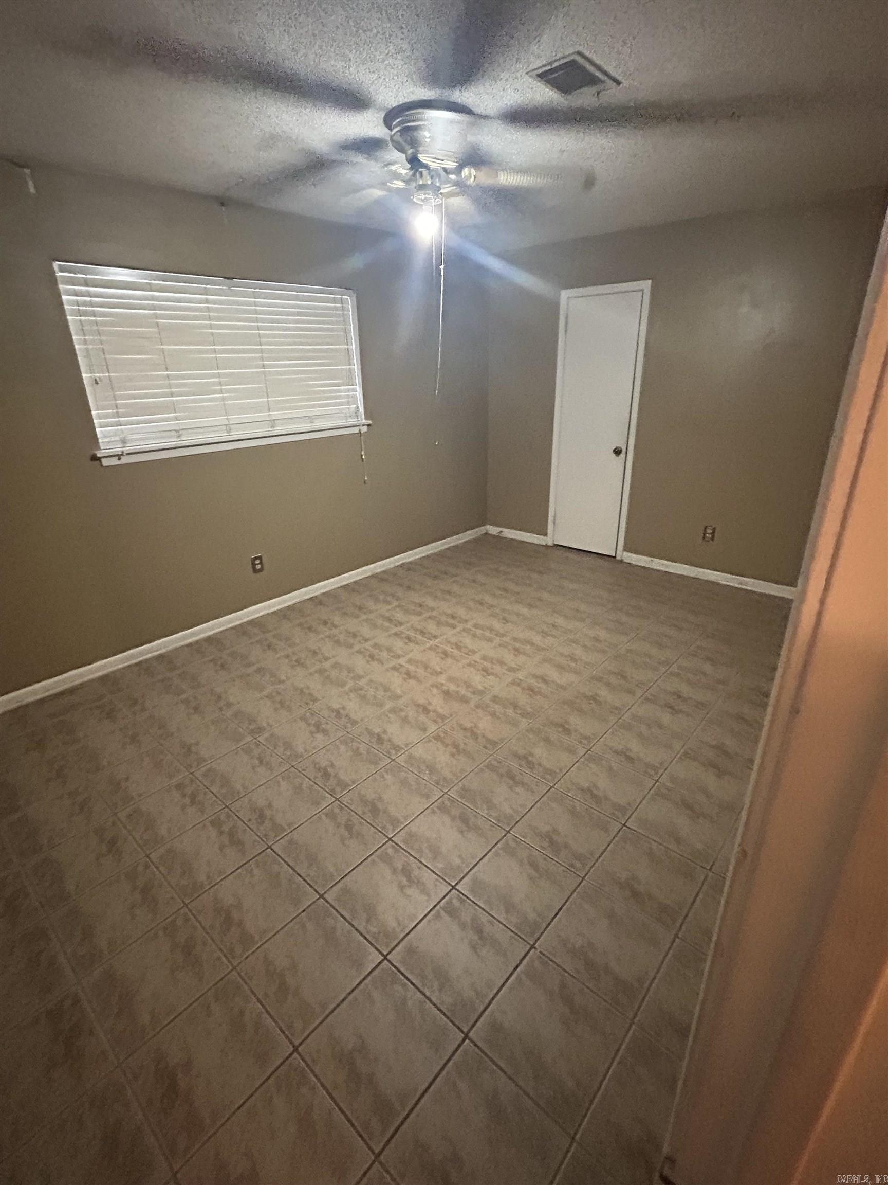 Jefferson Heights South Unit #4 - Residential
