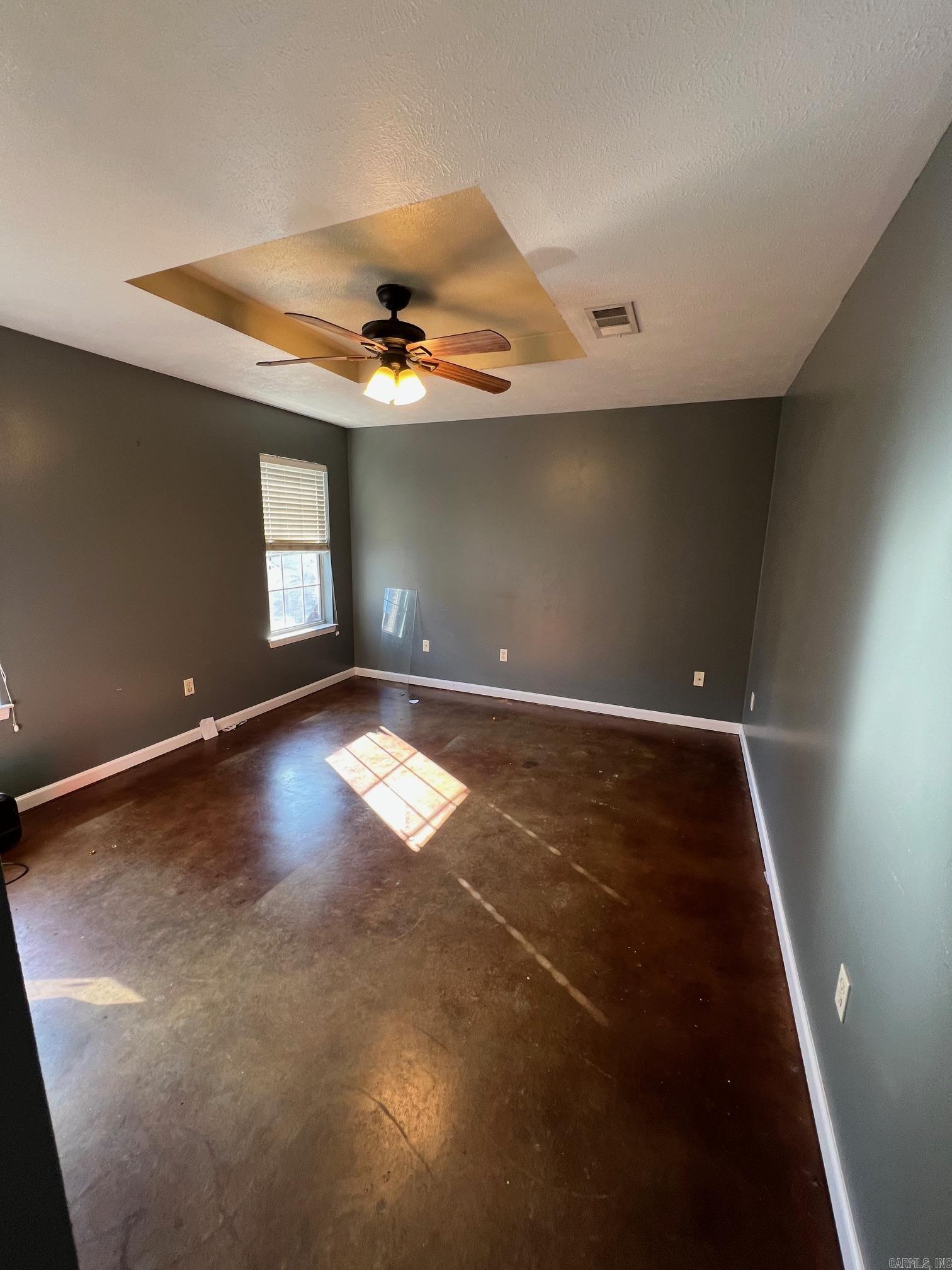 Oak Meadows - Residential Lease