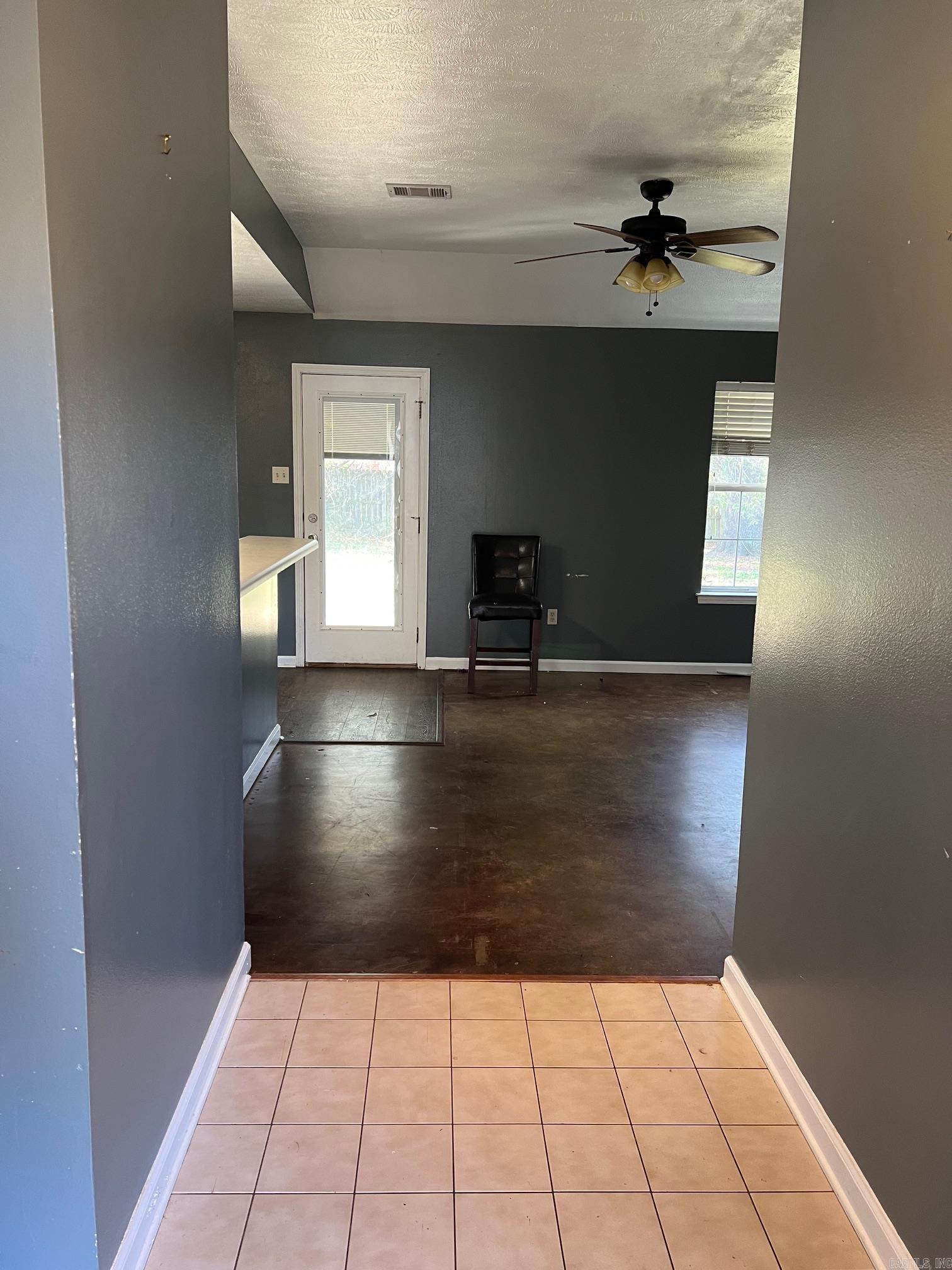 Oak Meadows - Residential Lease