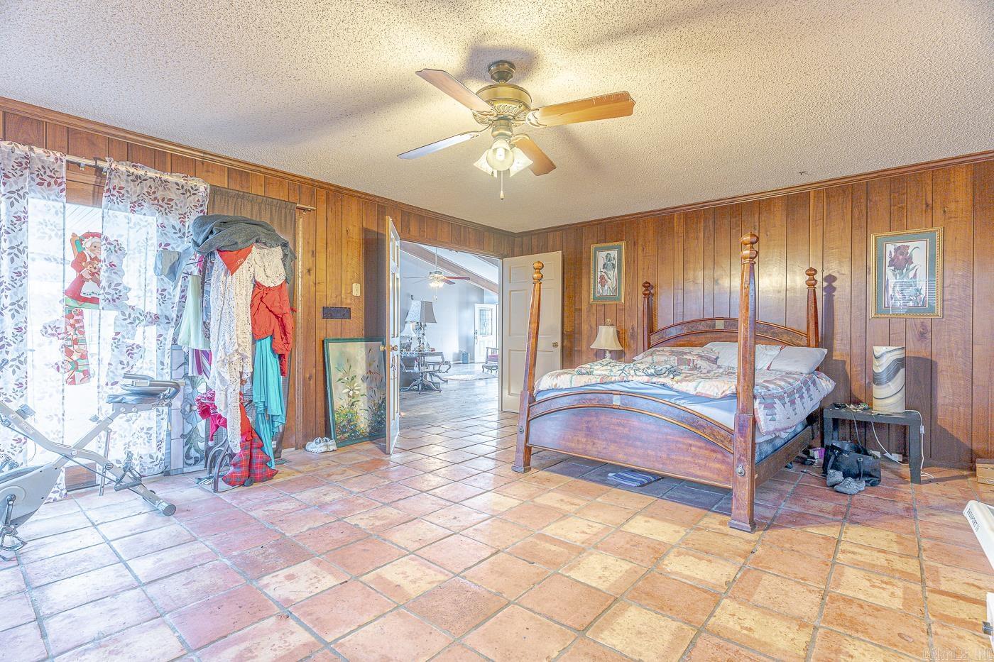 SOUTHRIDGE - Residential