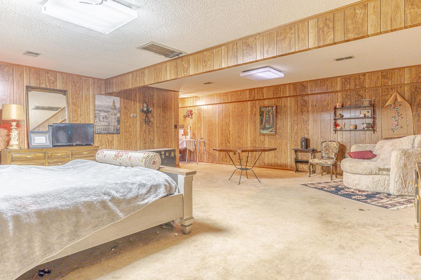 SOUTHRIDGE - Residential