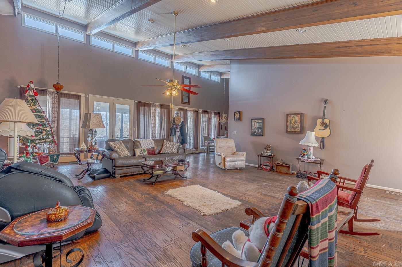 SOUTHRIDGE - Residential