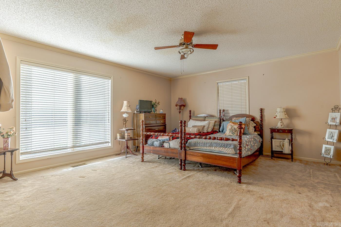 SOUTHRIDGE - Residential