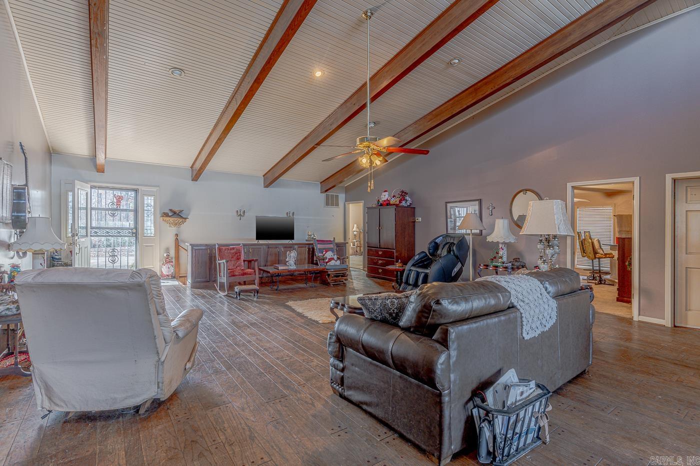 SOUTHRIDGE - Residential