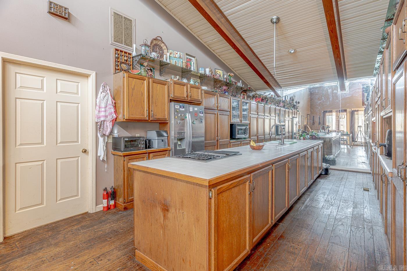 SOUTHRIDGE - Residential