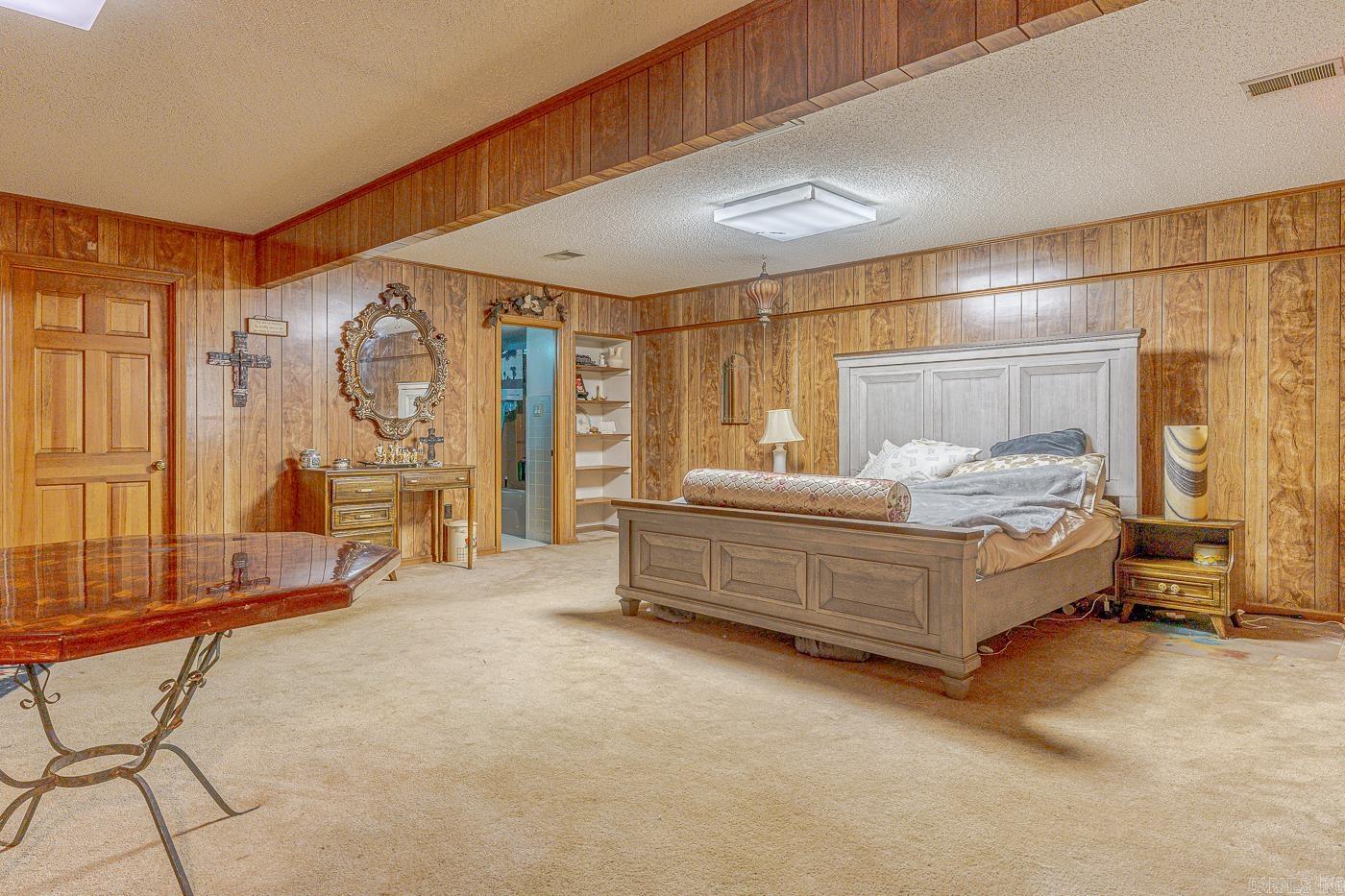 SOUTHRIDGE - Residential