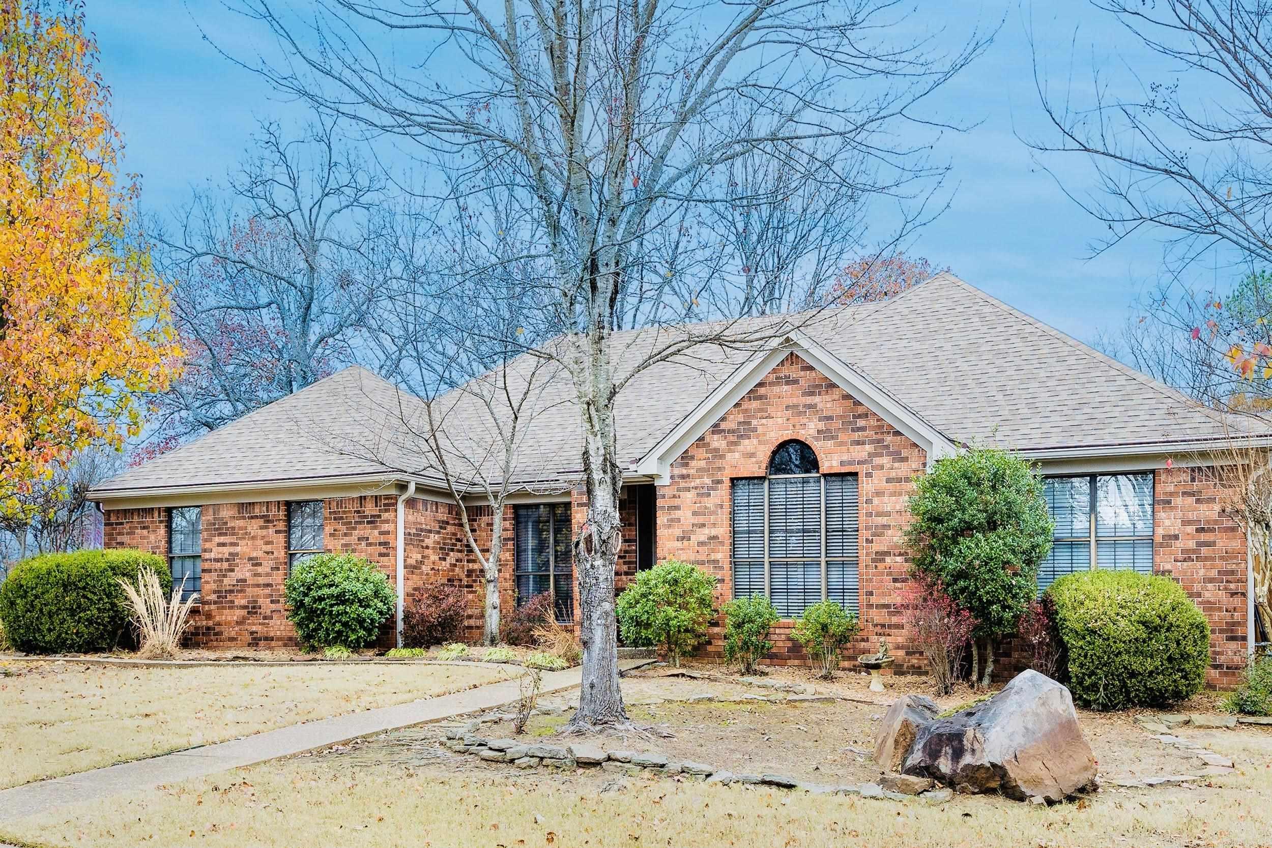 DIAMOND POINTE - Residential