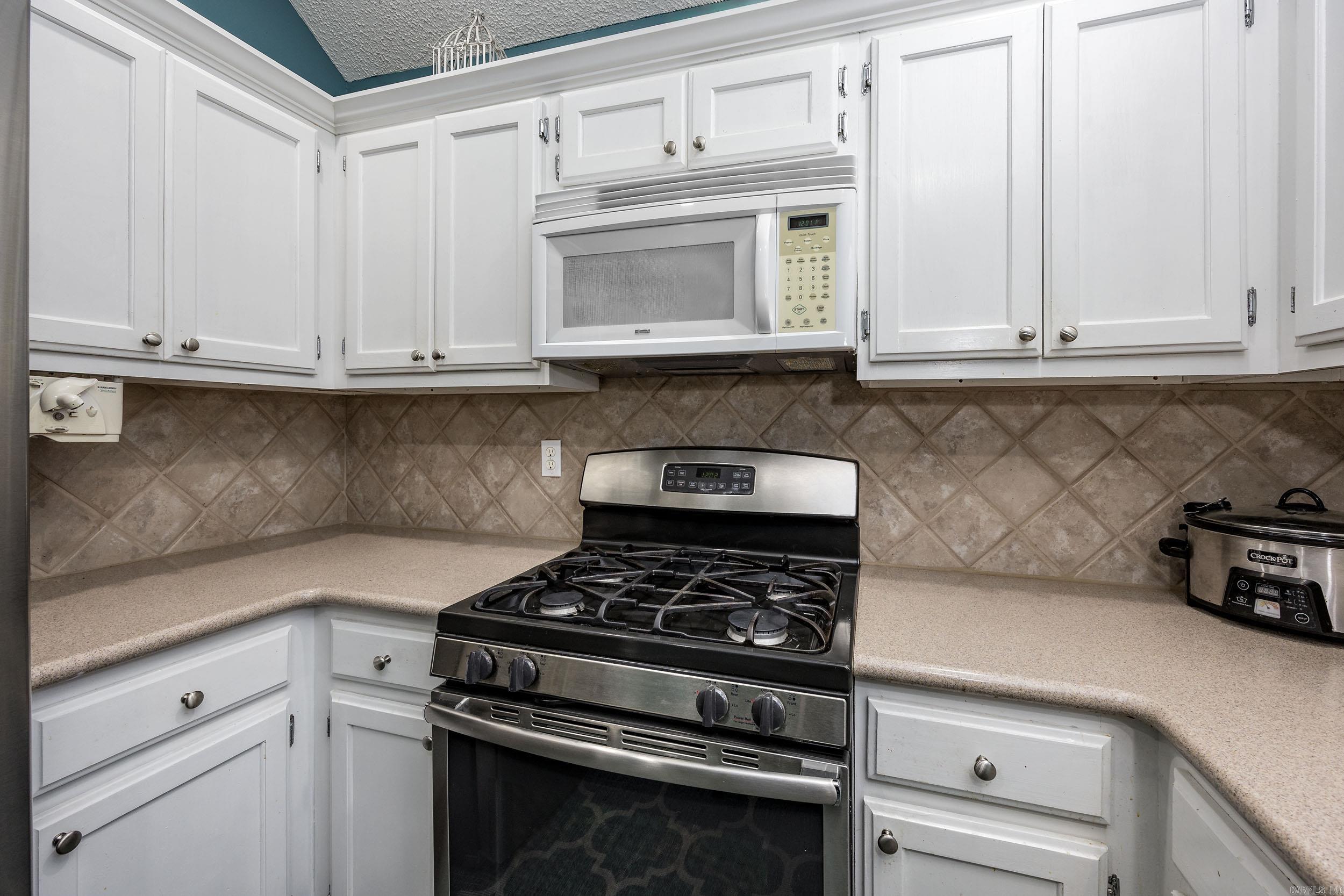 DIAMOND POINTE - Residential