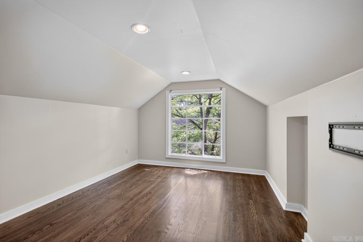 GLENDALE - Residential