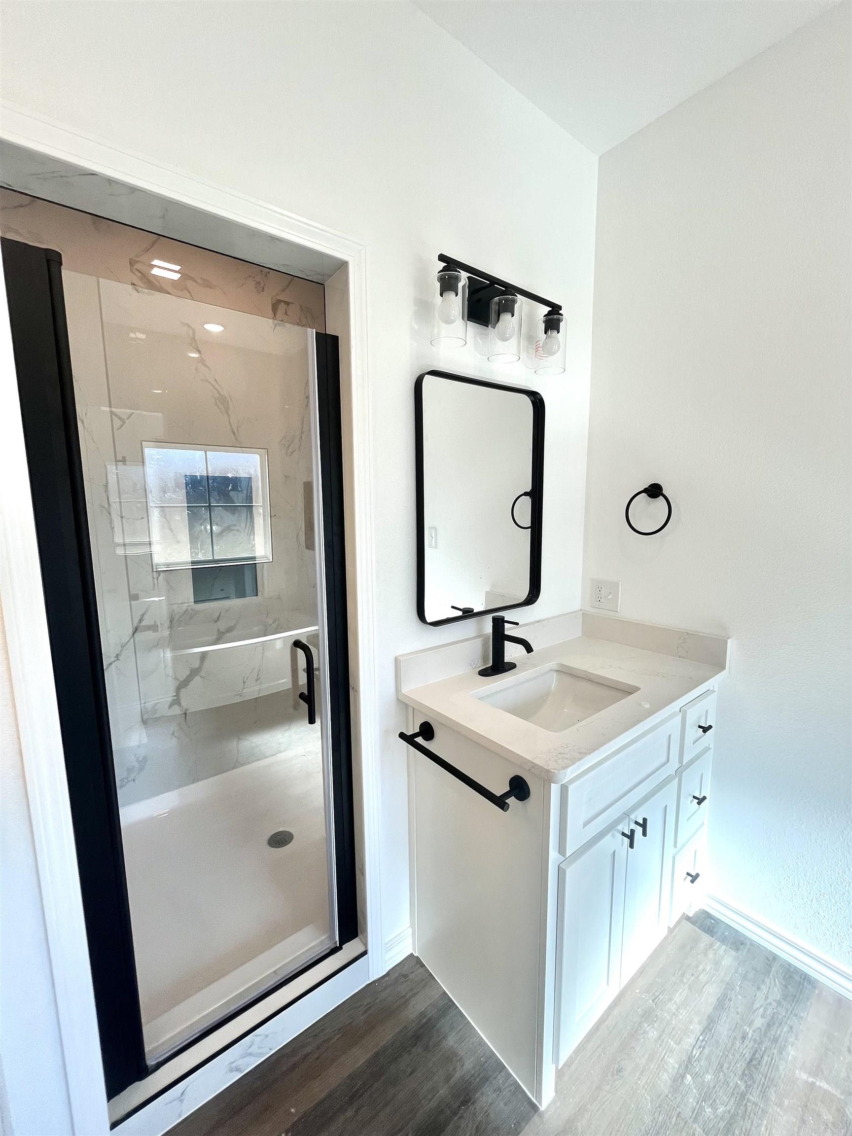 WOLFORD - Residential