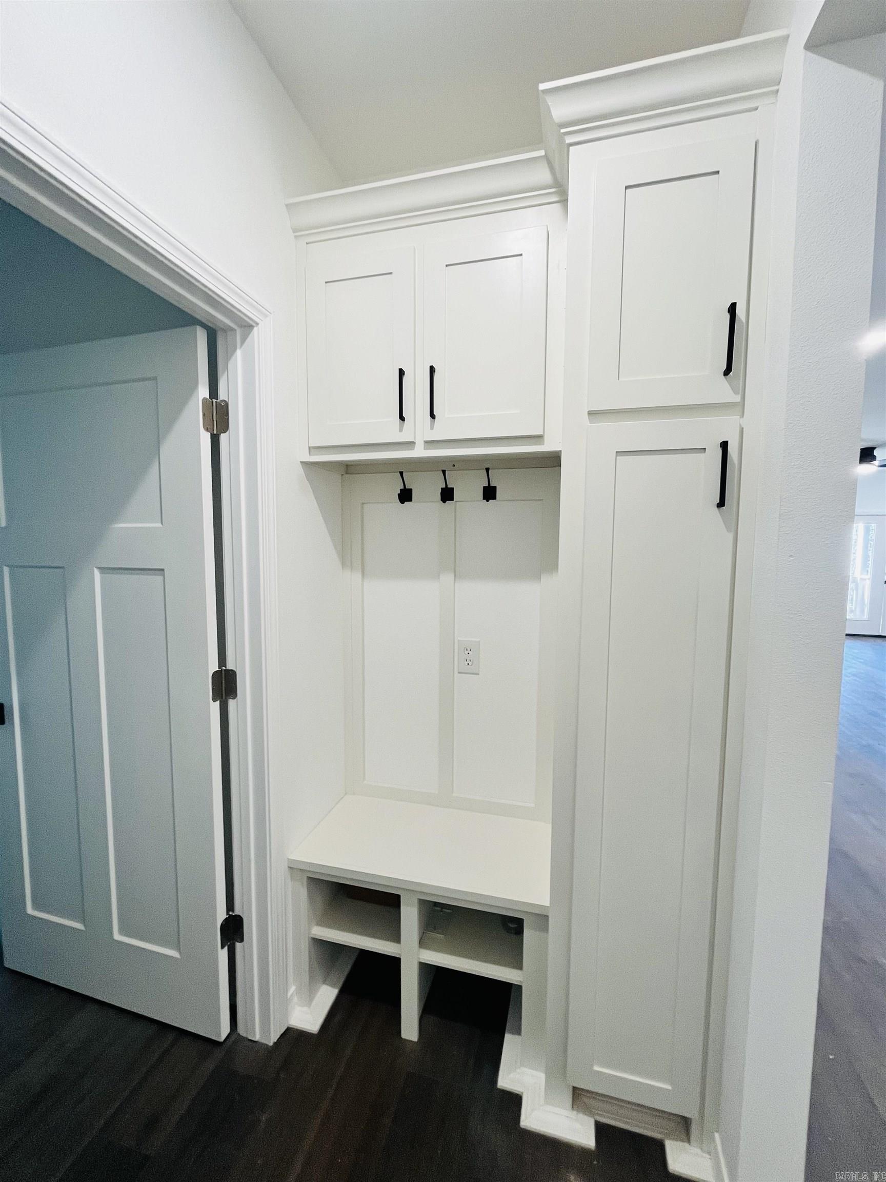 WOLFORD - Residential