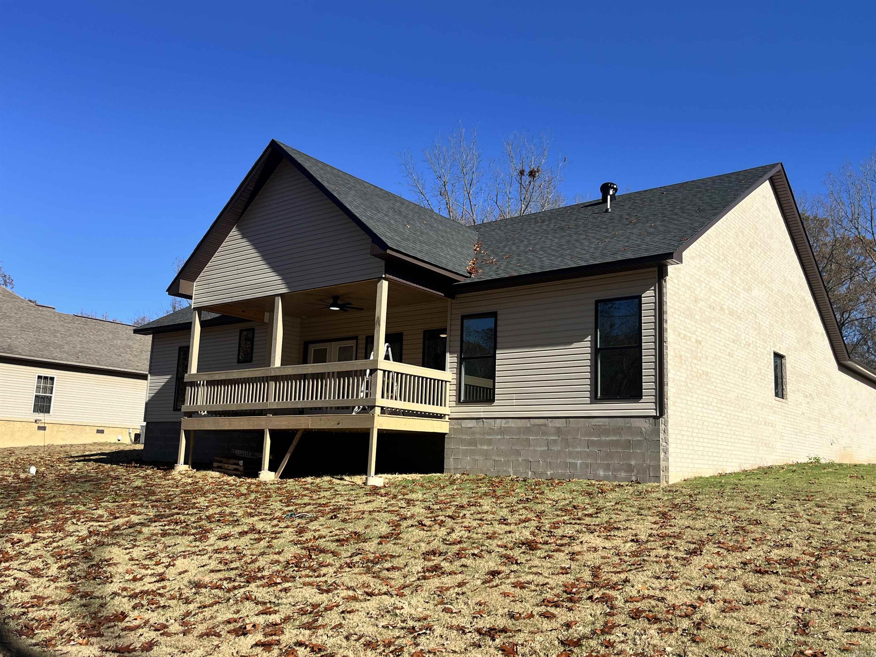 WOLFORD - Residential