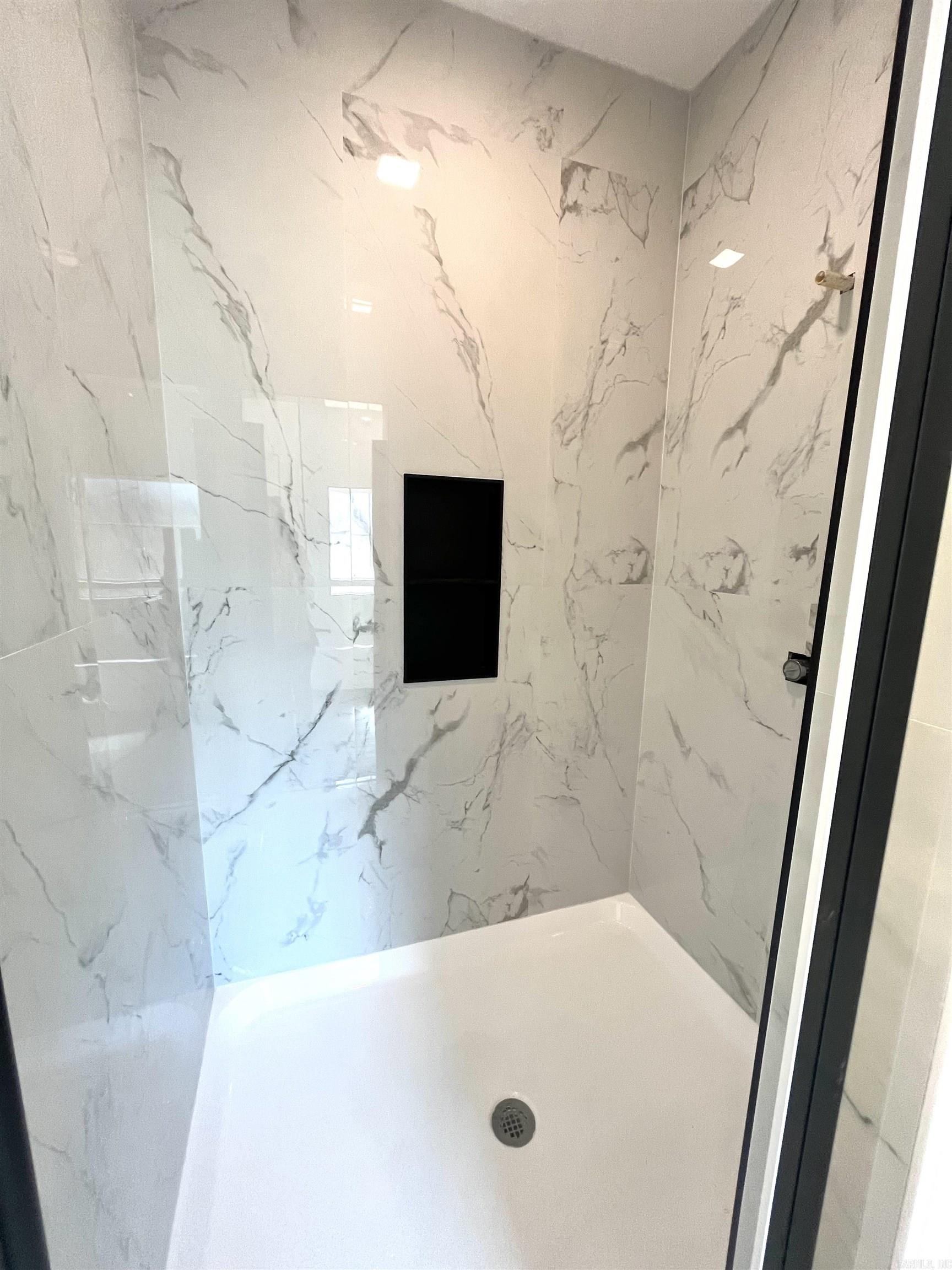 WOLFORD - Residential