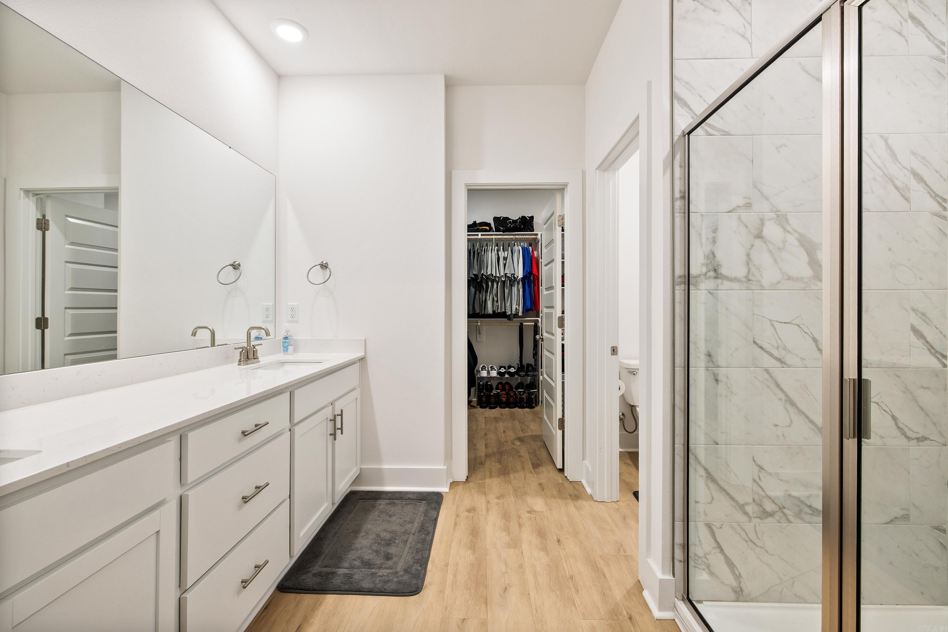 THE RESERVE AT COUNTRY CLUB PHAS - Residential