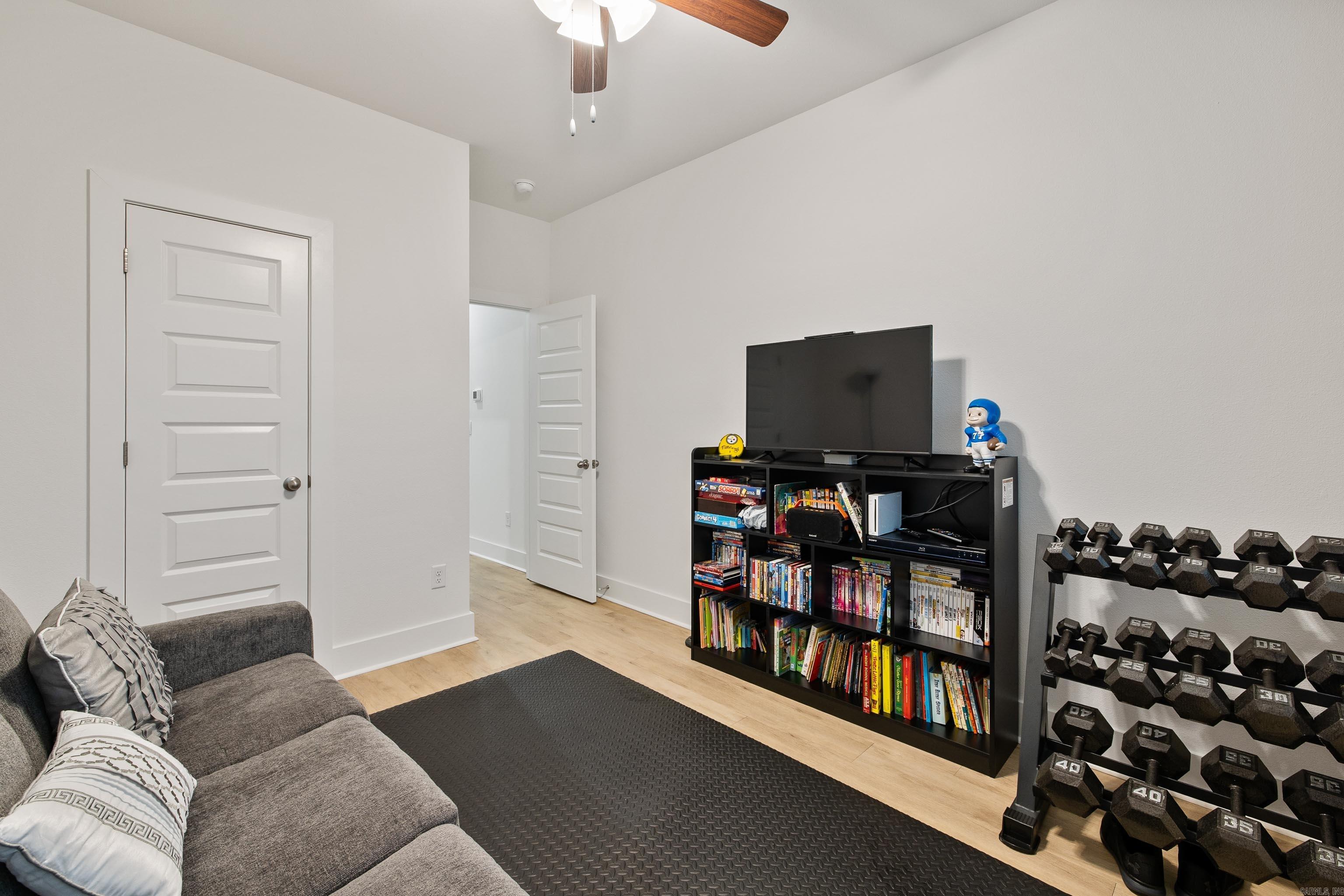 THE RESERVE AT COUNTRY CLUB PHAS - Residential