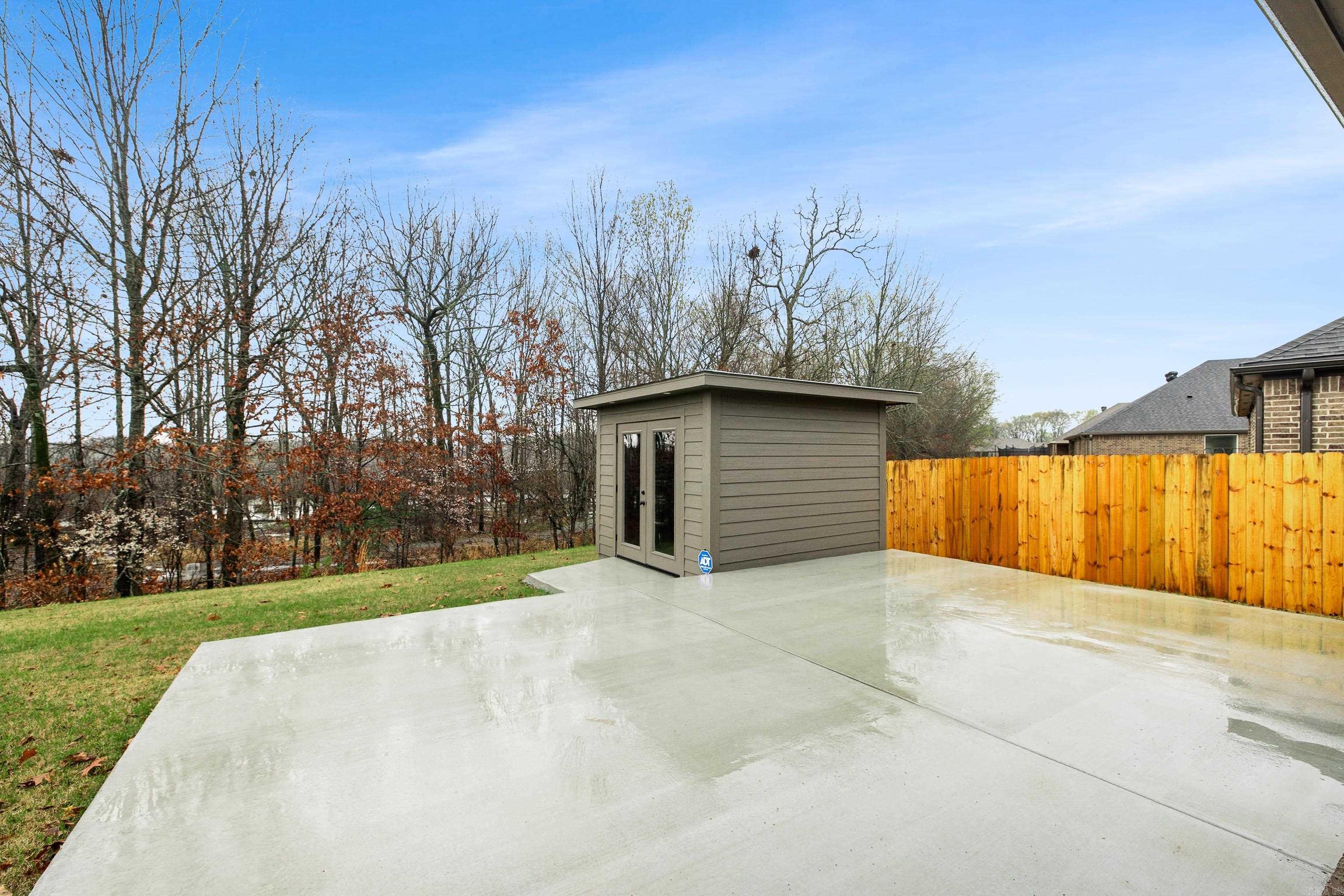 THE RESERVE AT COUNTRY CLUB PHAS - Residential