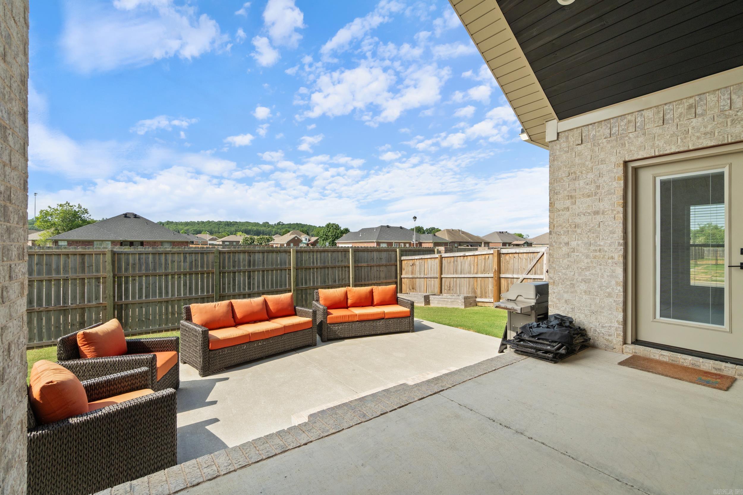 IVY PLACE - Residential