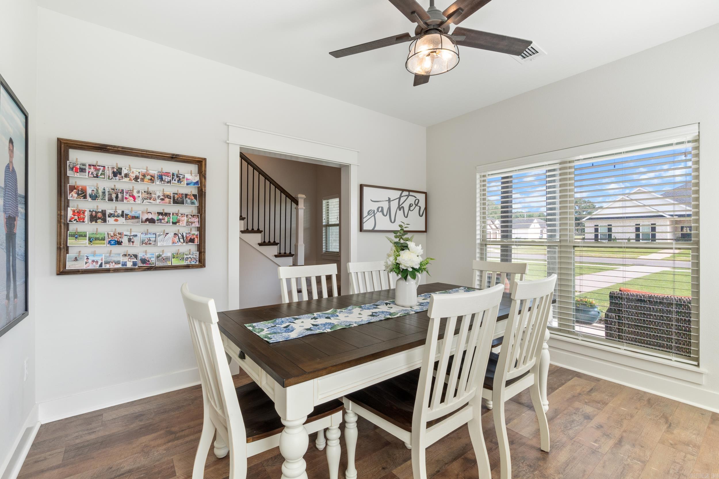 IVY PLACE - Residential