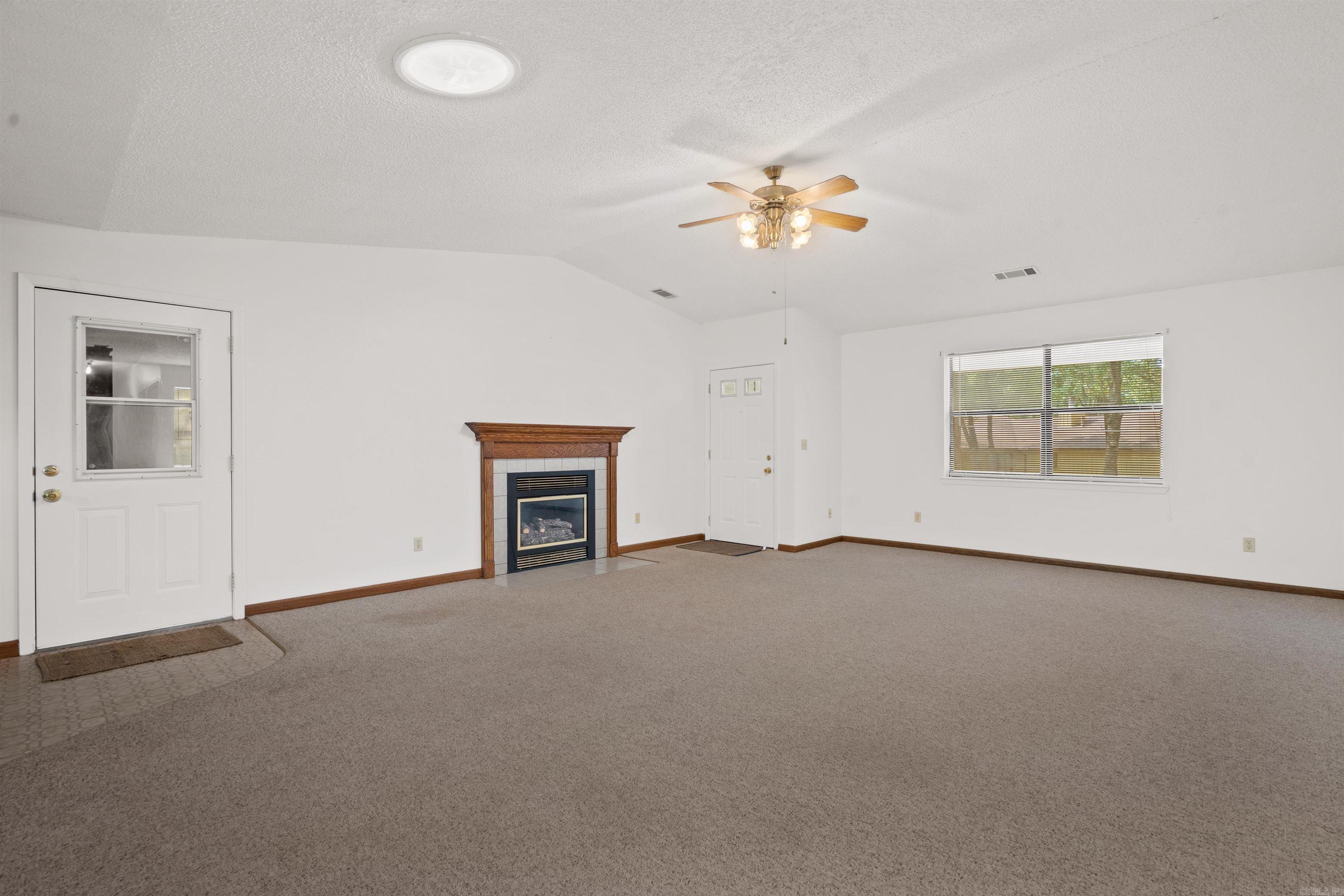 CLEVELAND SHORES - Residential