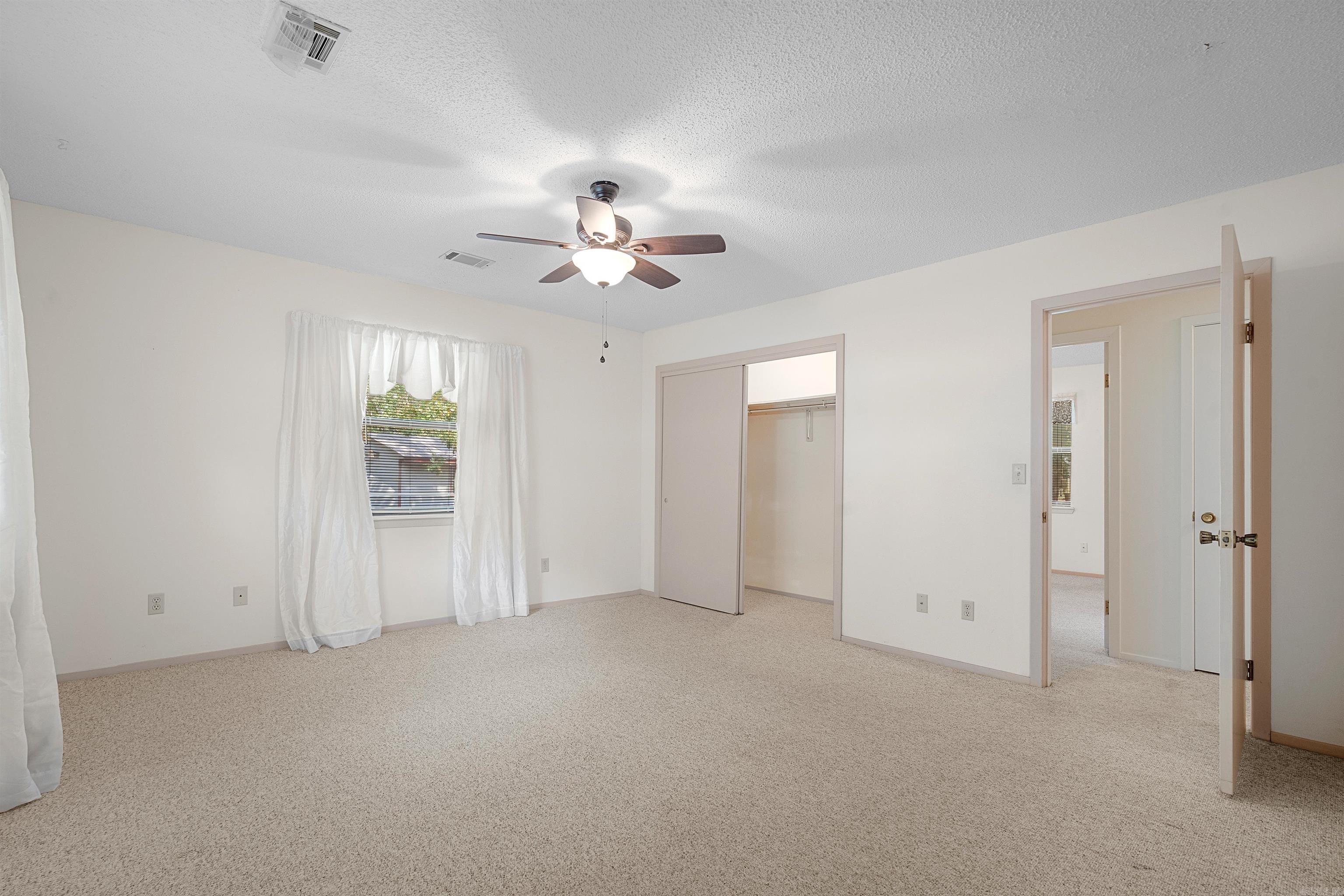 CLEVELAND SHORES - Residential