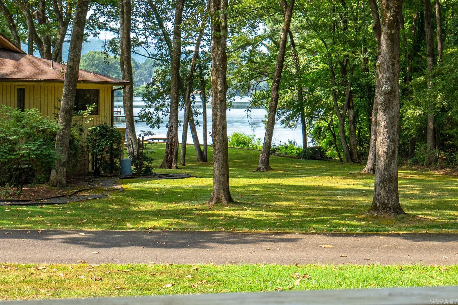 CLEVELAND SHORES - Residential