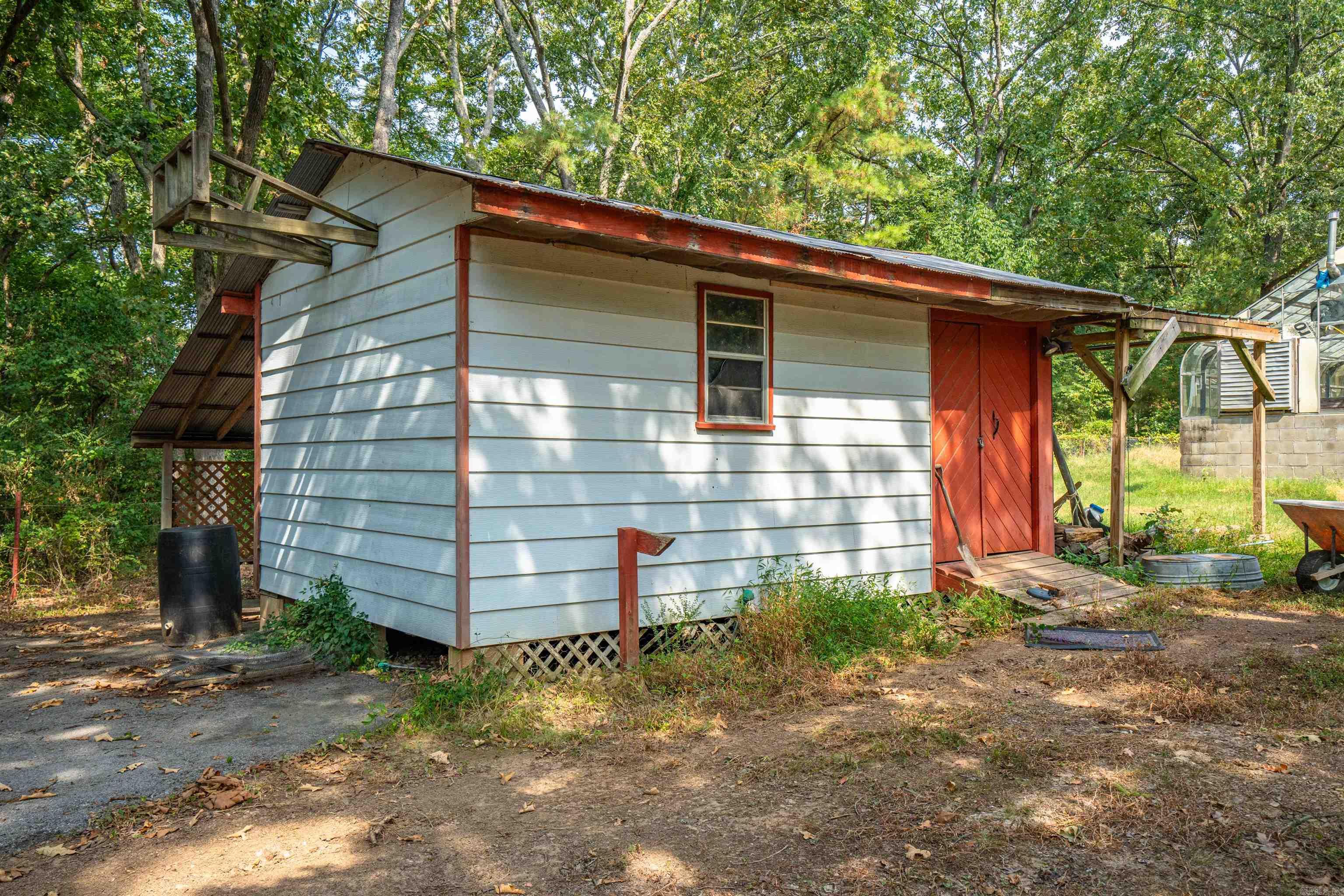 CLEVELAND SHORES - Residential