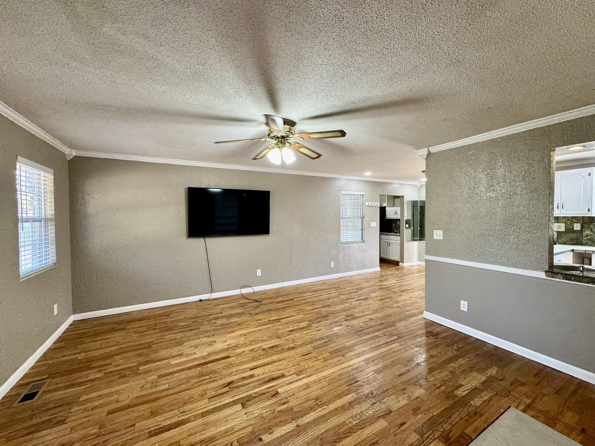 BON TON VILLAGE - Residential