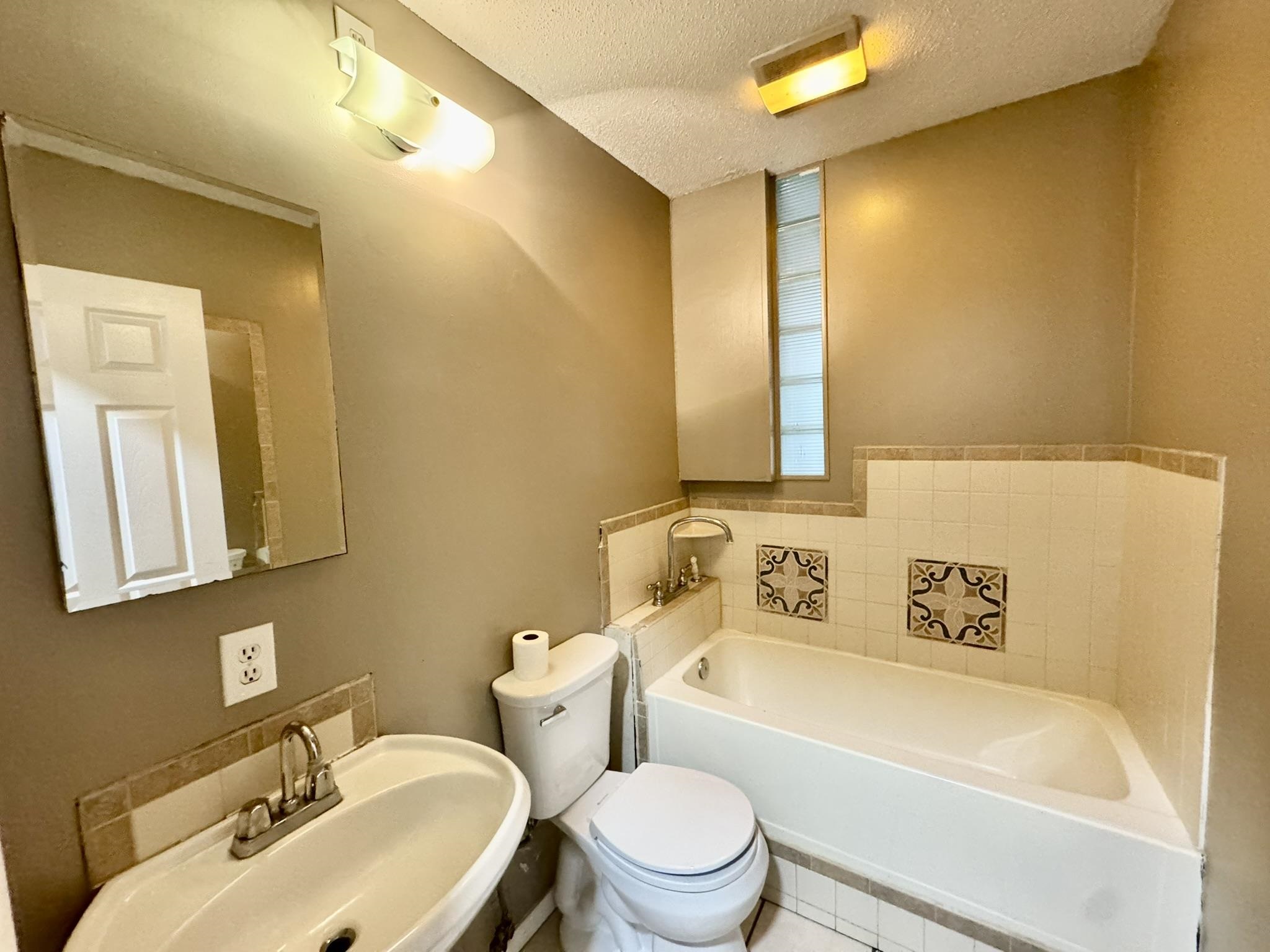 BON TON VILLAGE - Residential