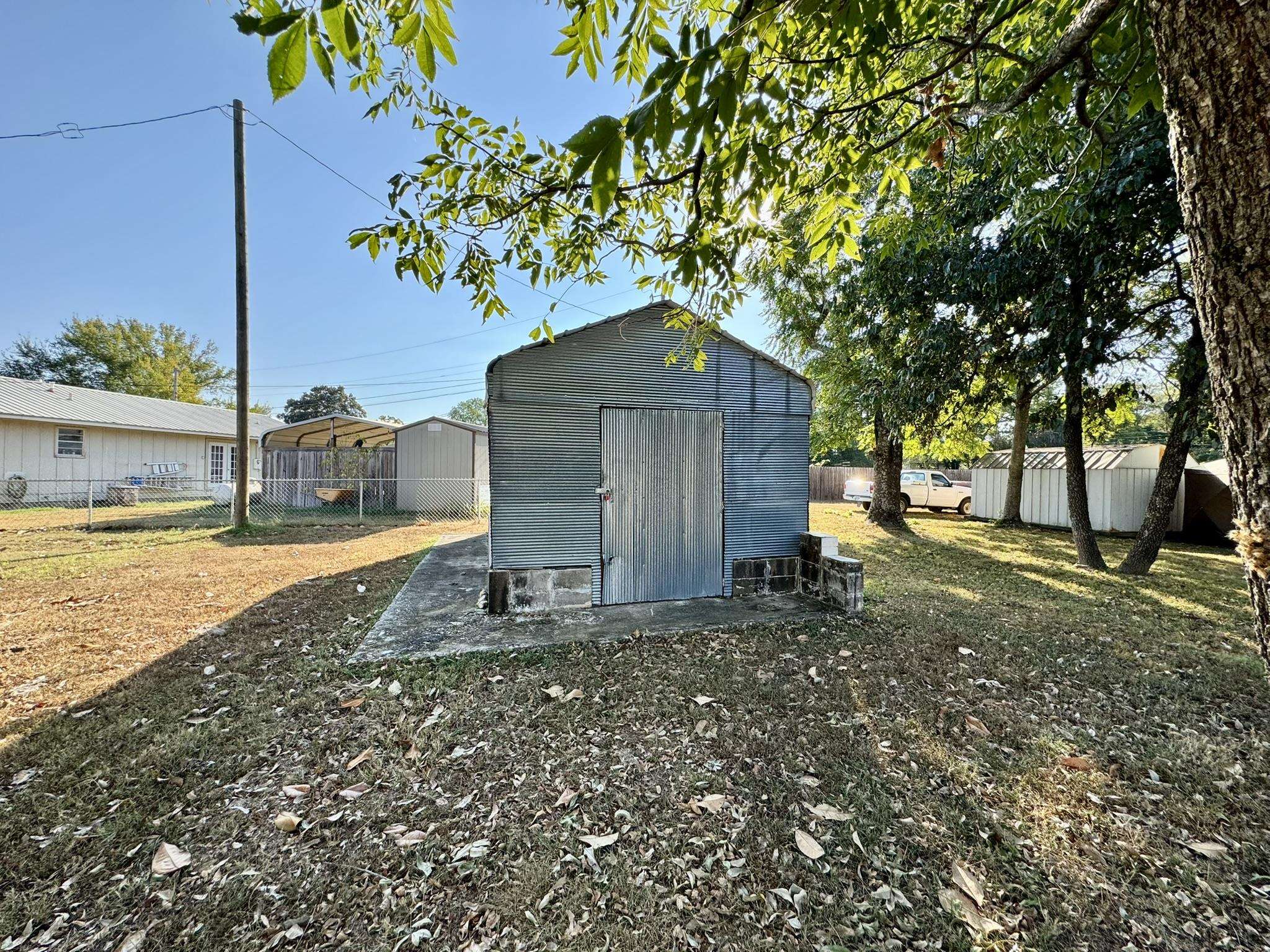 BON TON VILLAGE - Residential