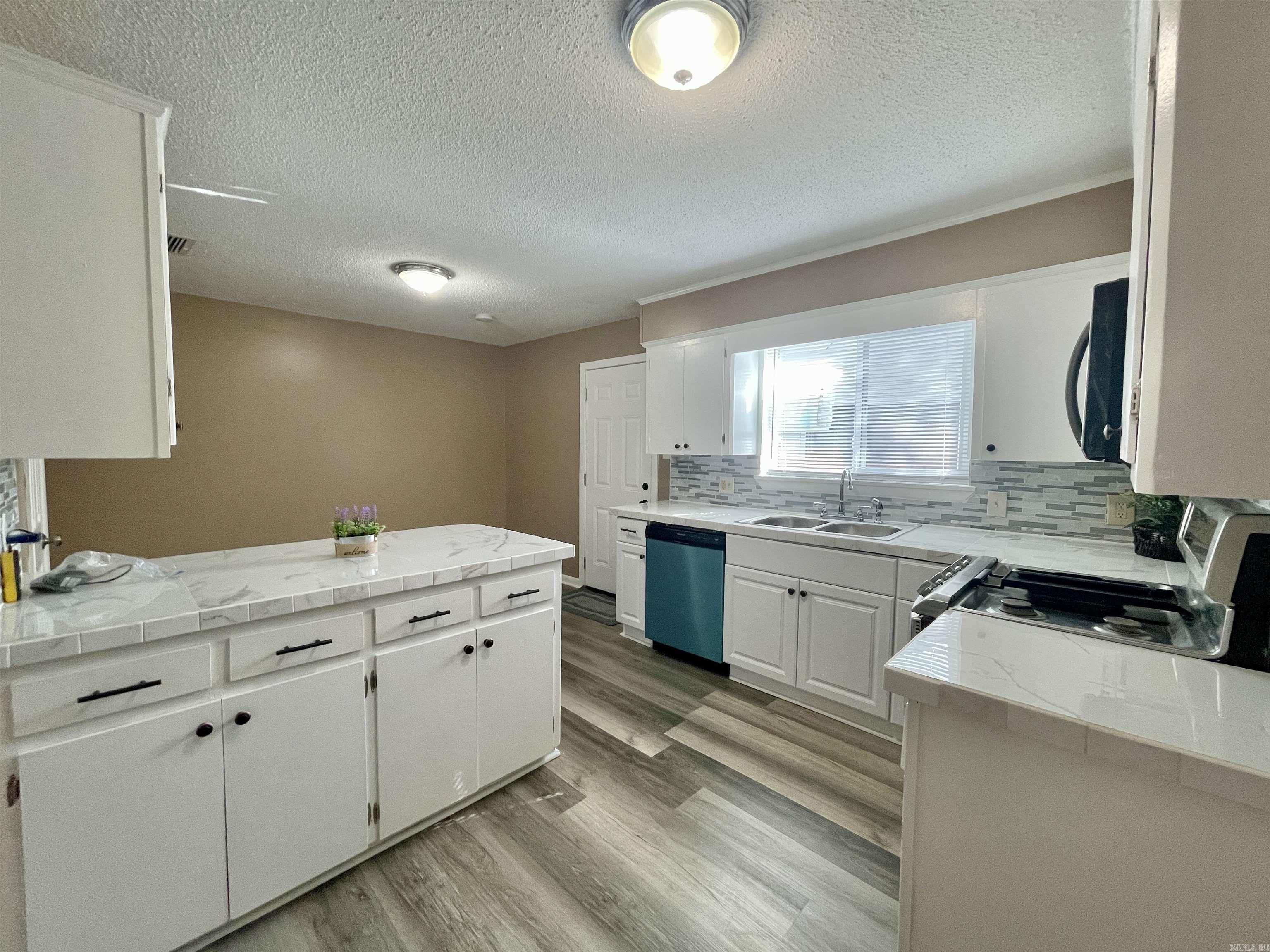 CLOVER HILL PLACE - Residential