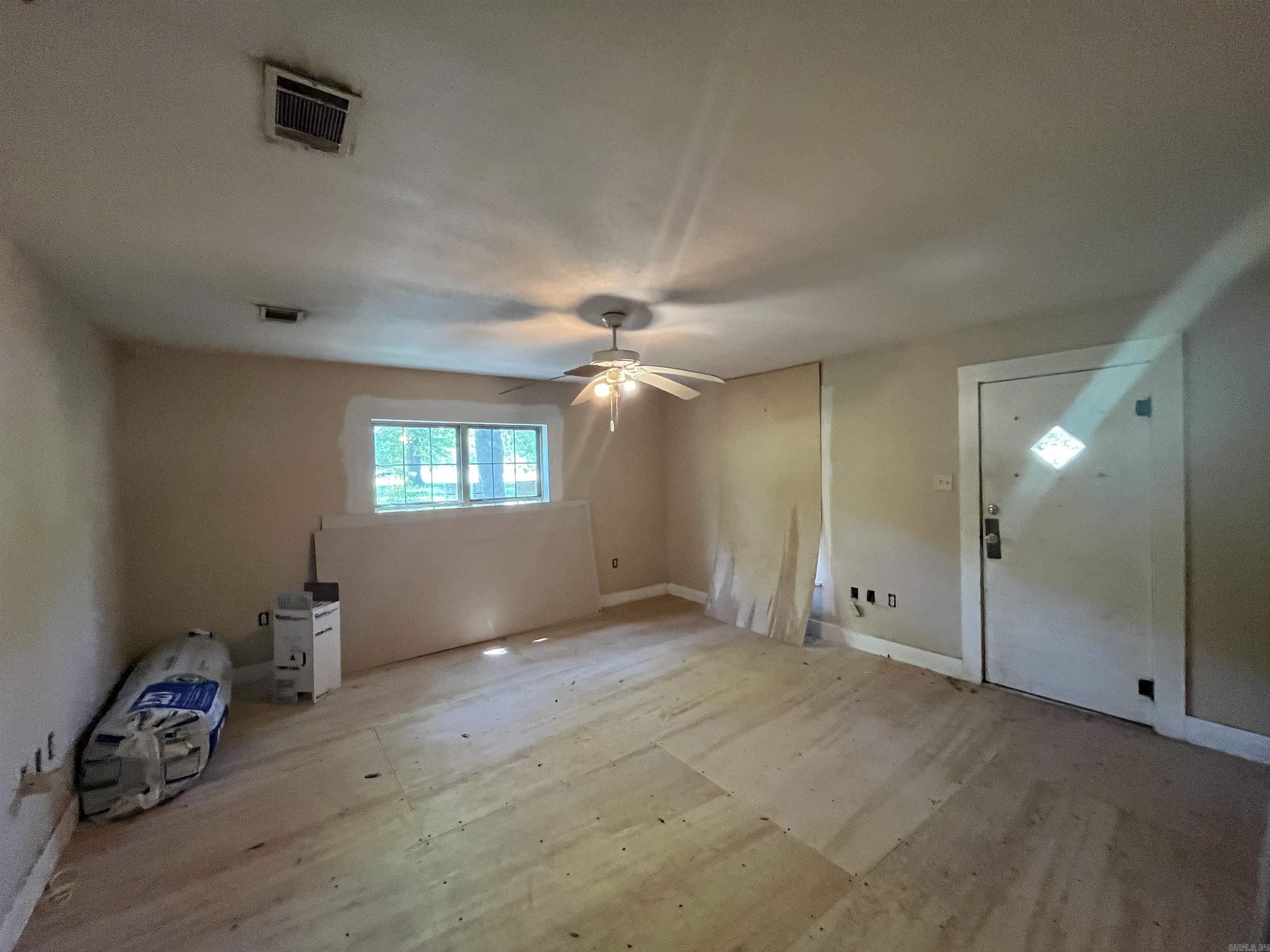 JAXON TERRACE - Residential