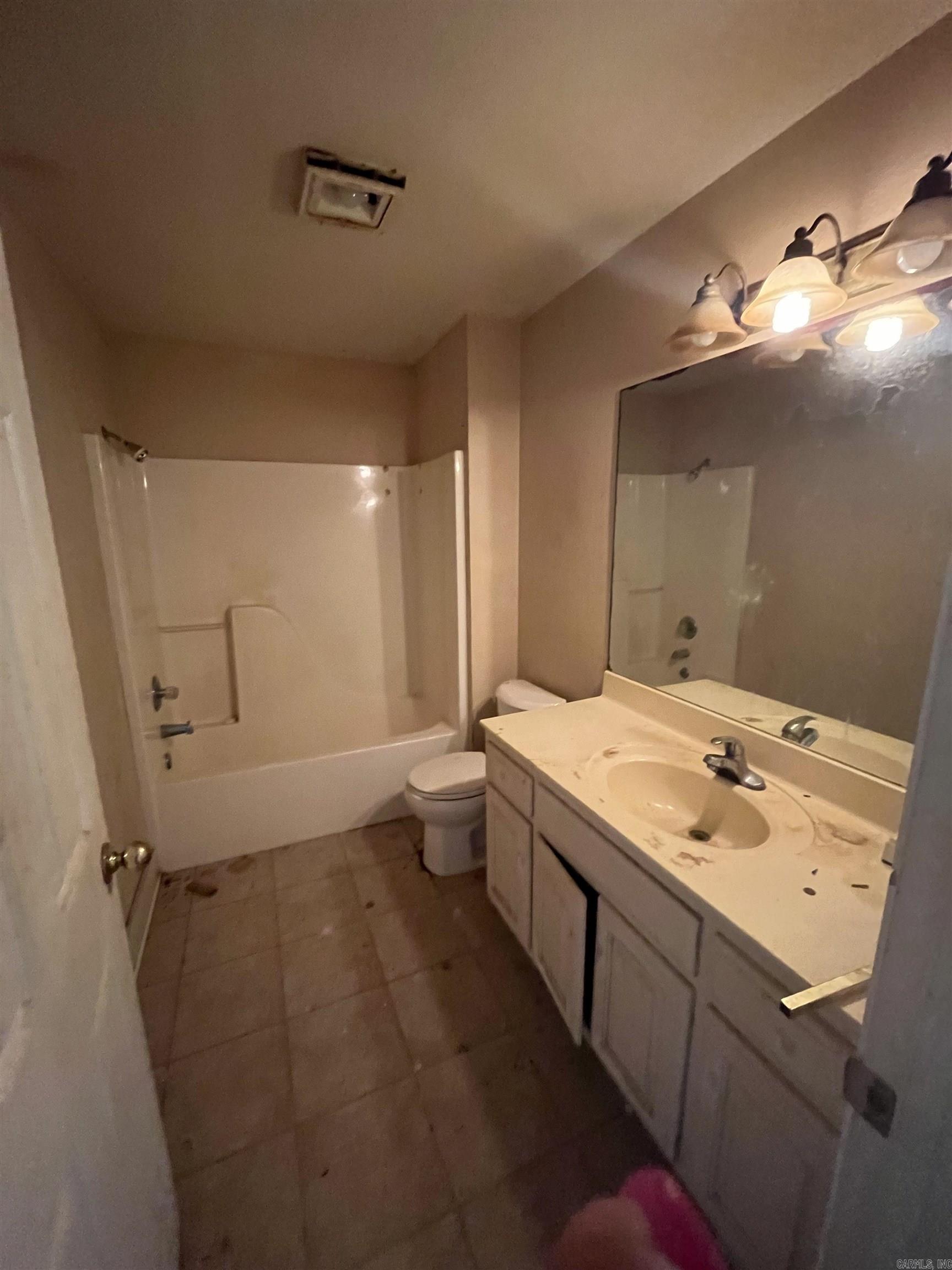 JAXON TERRACE - Residential