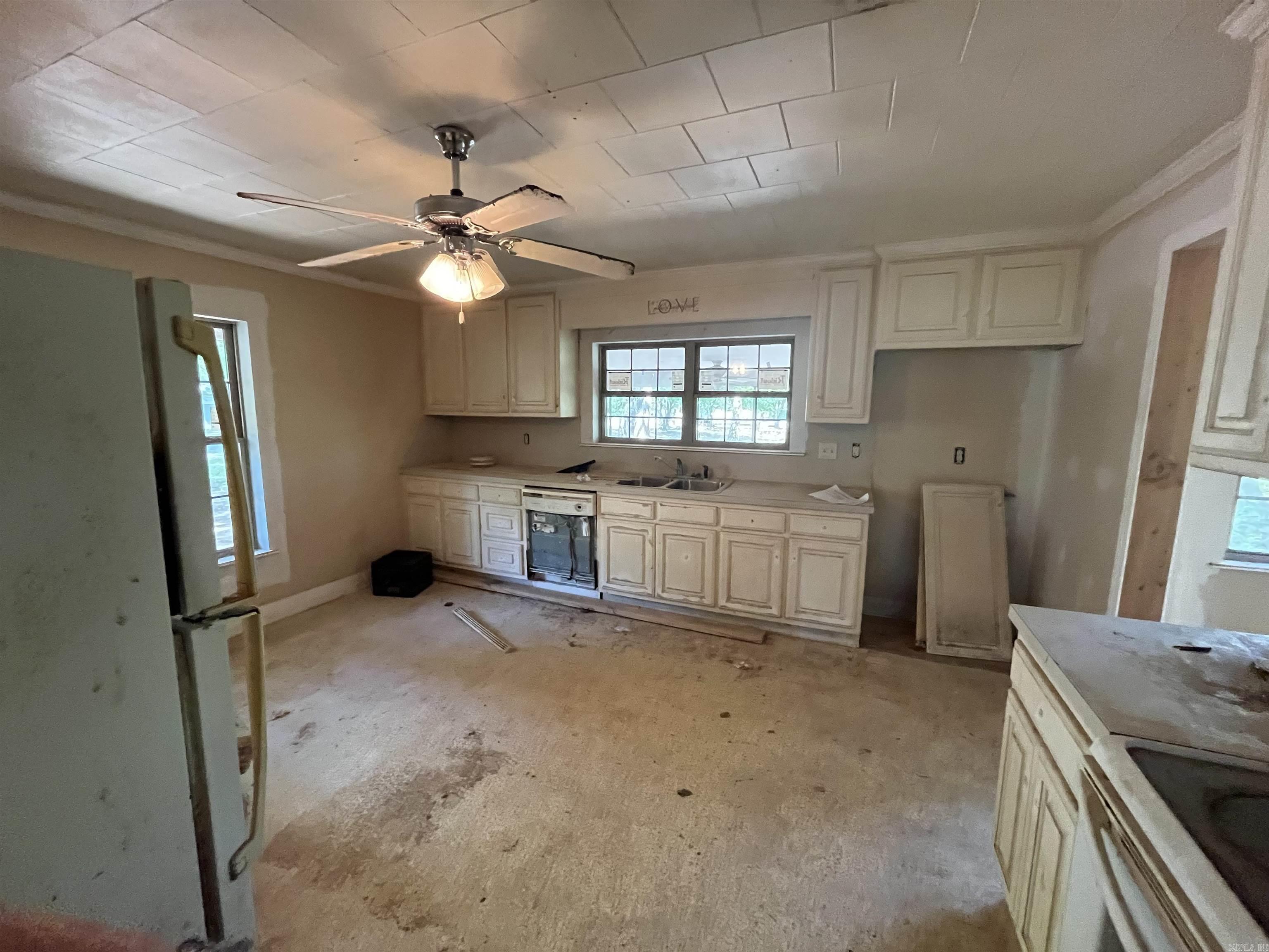 JAXON TERRACE - Residential