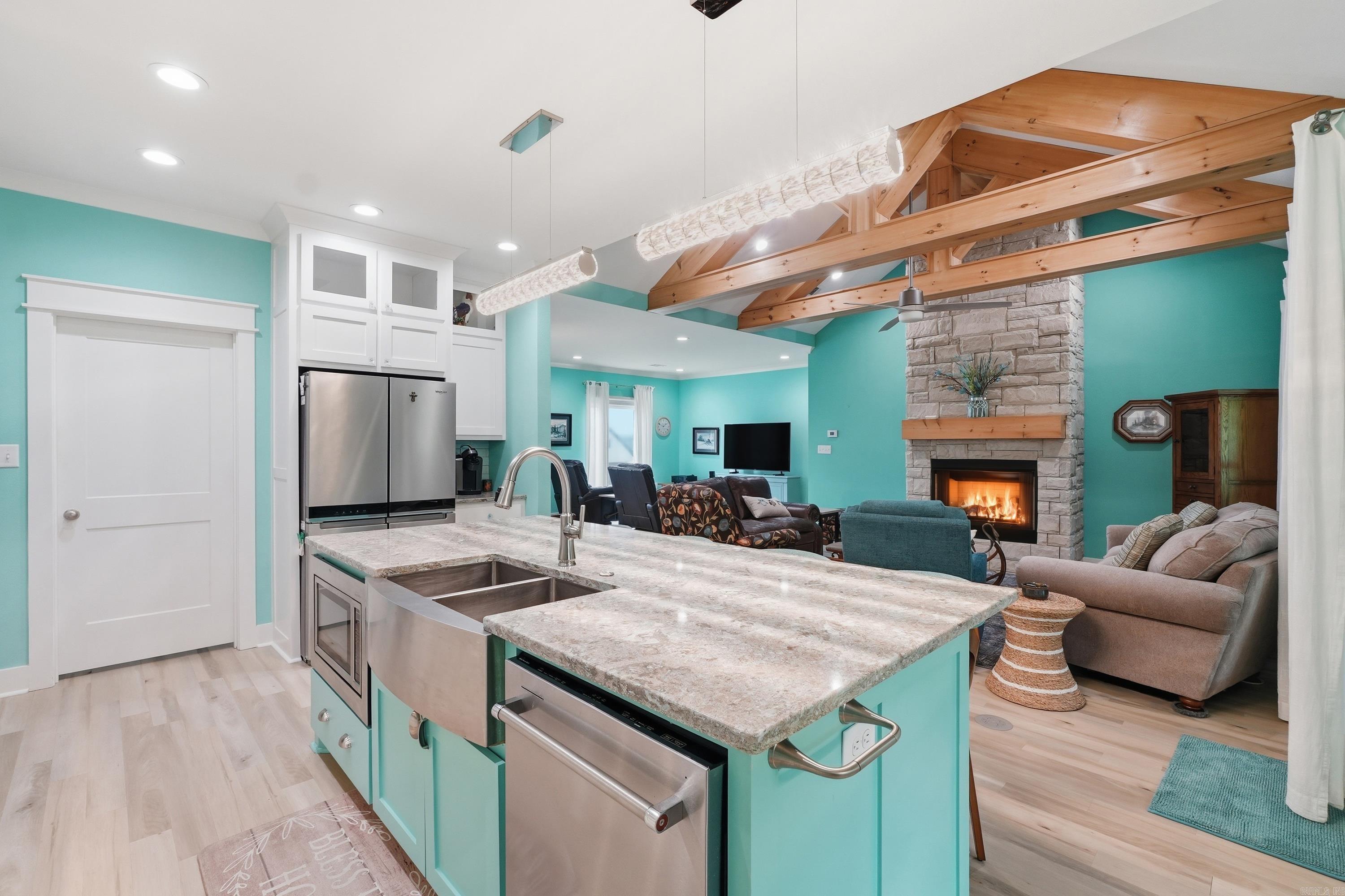 RIDGE VIEW - Residential
