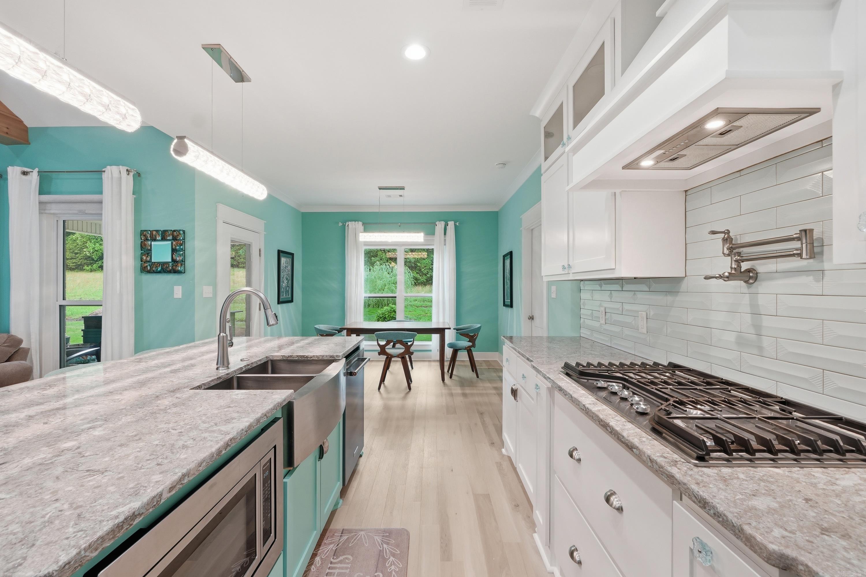 RIDGE VIEW - Residential