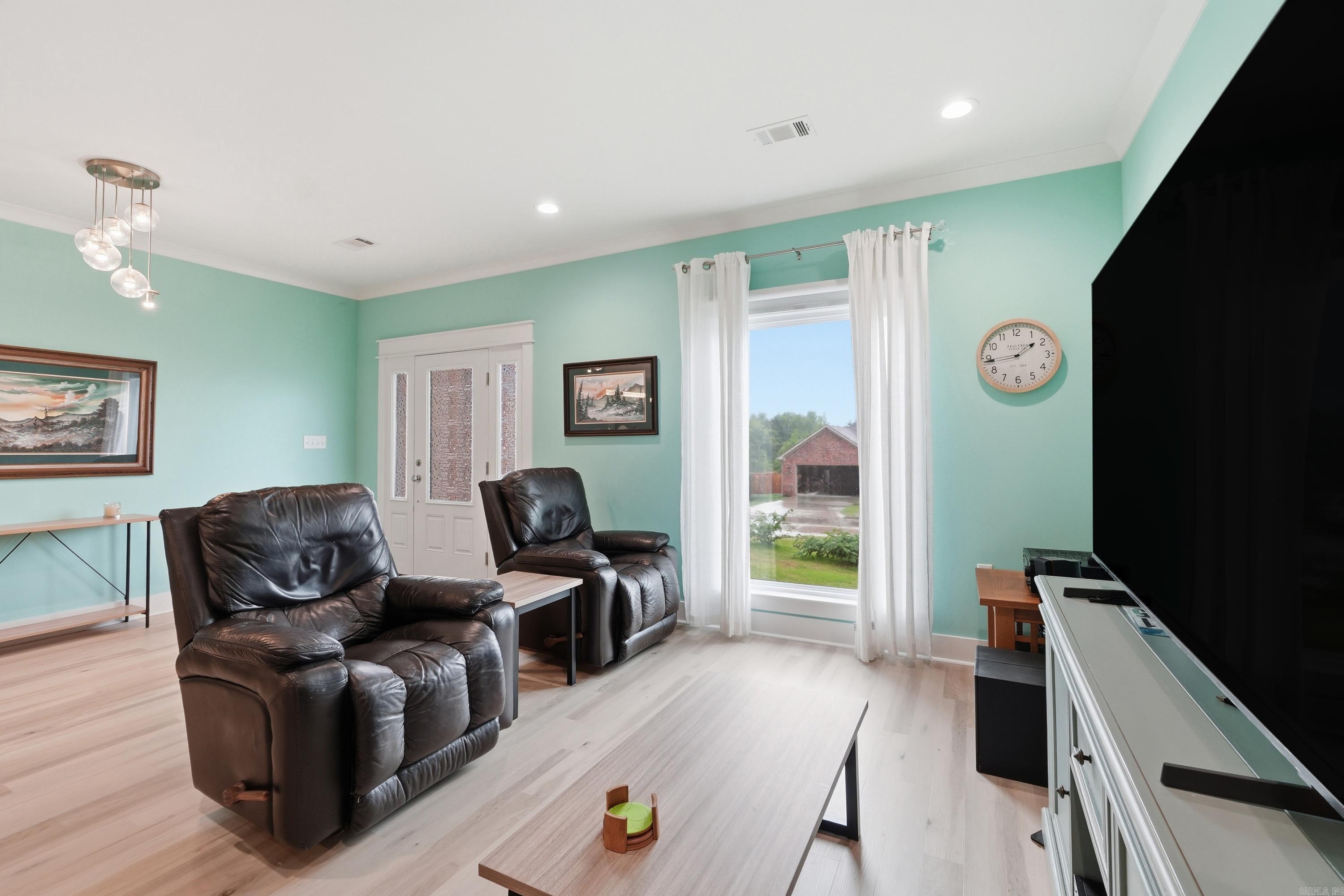 RIDGE VIEW - Residential
