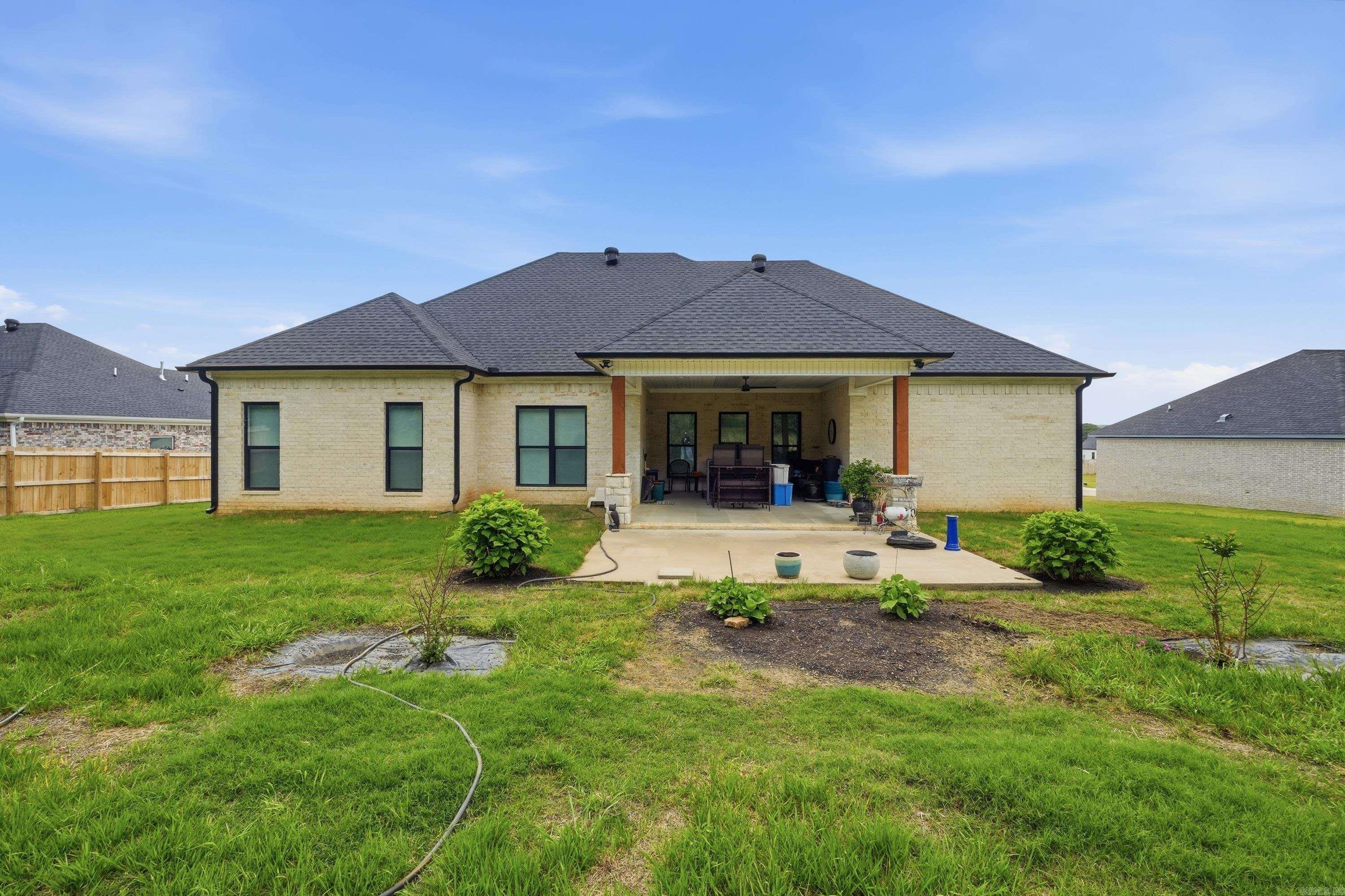 RIDGE VIEW - Residential