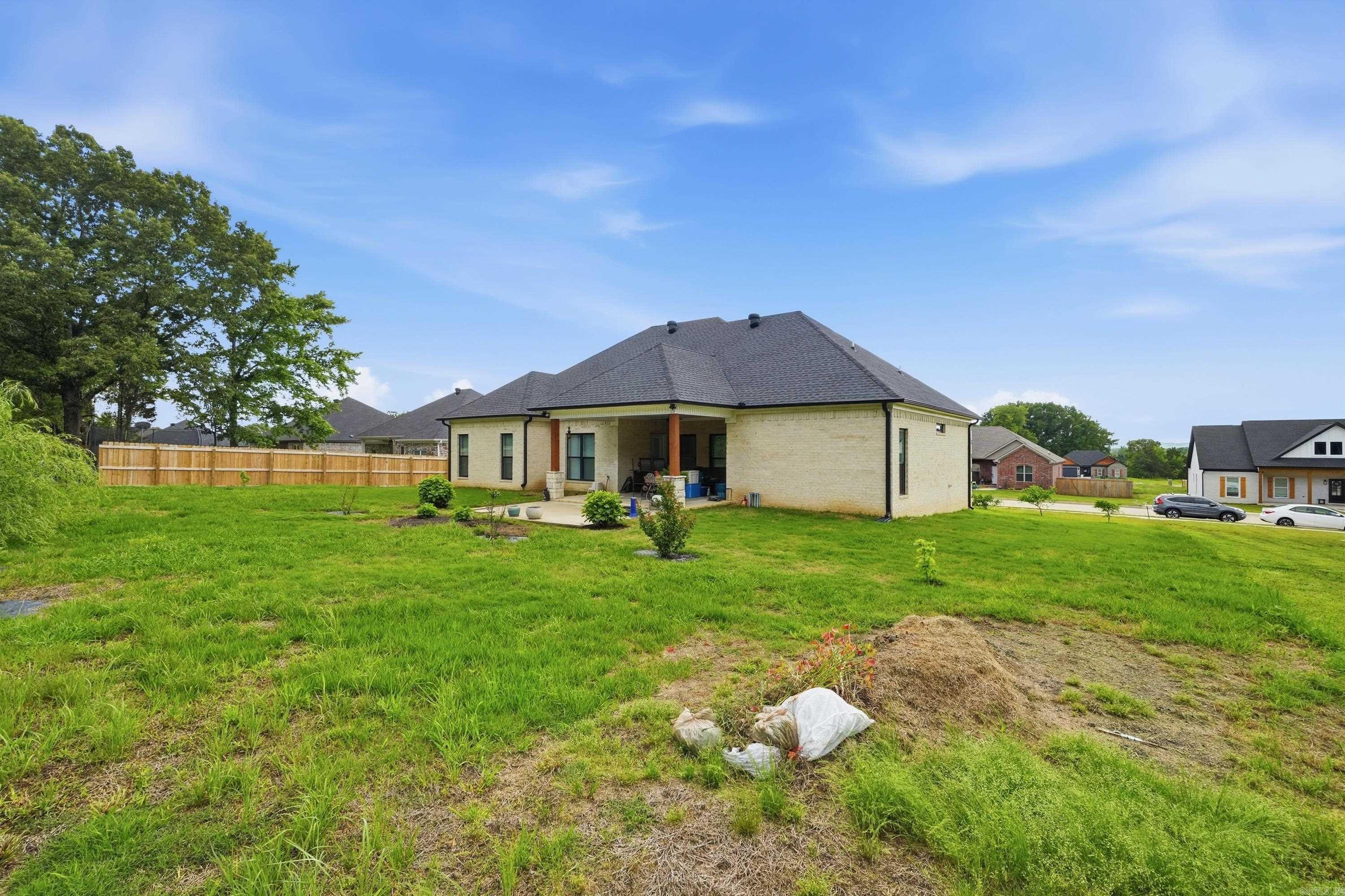 RIDGE VIEW - Residential