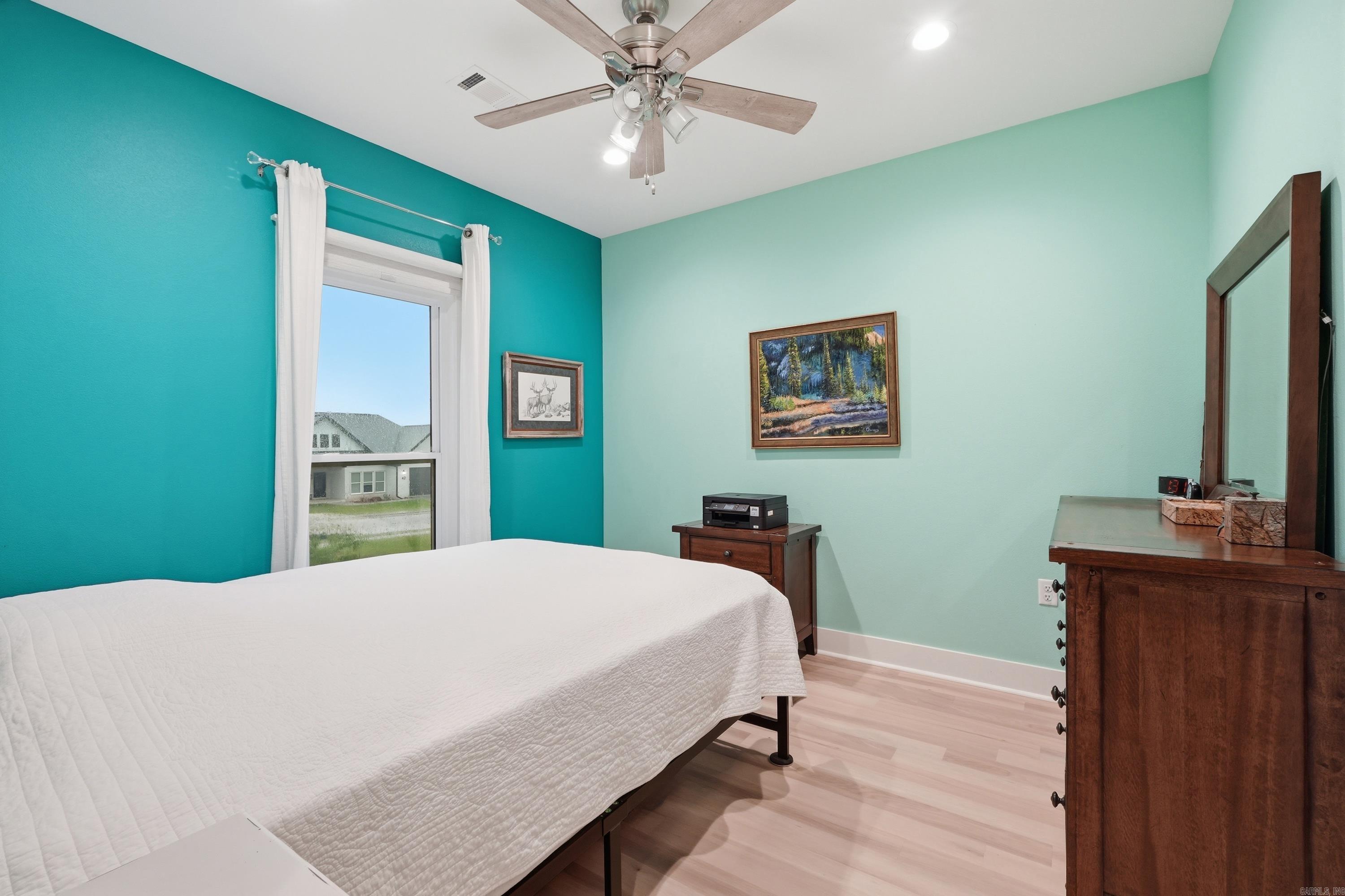 RIDGE VIEW - Residential