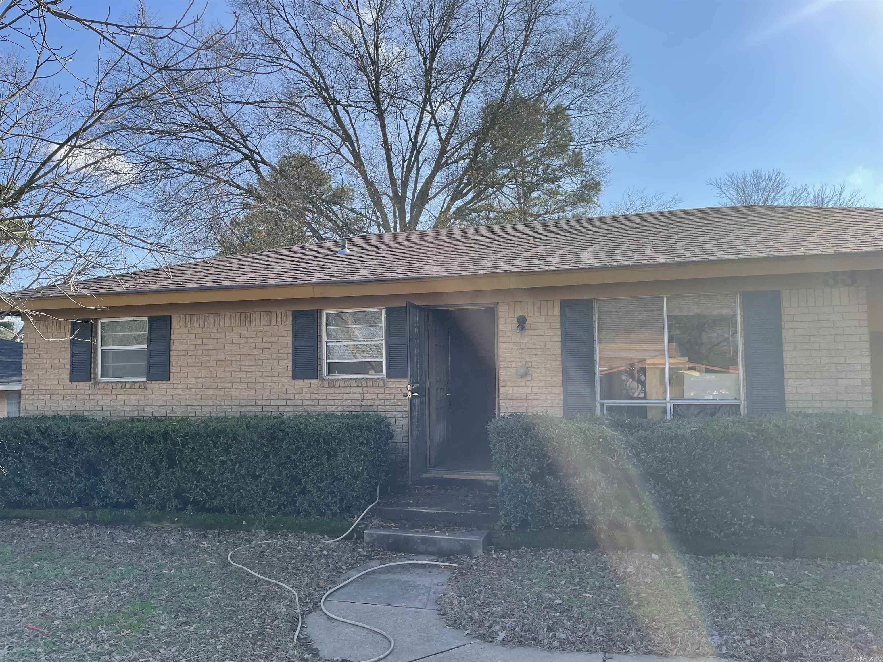 WAKEFIELD VILLAGE - Residential