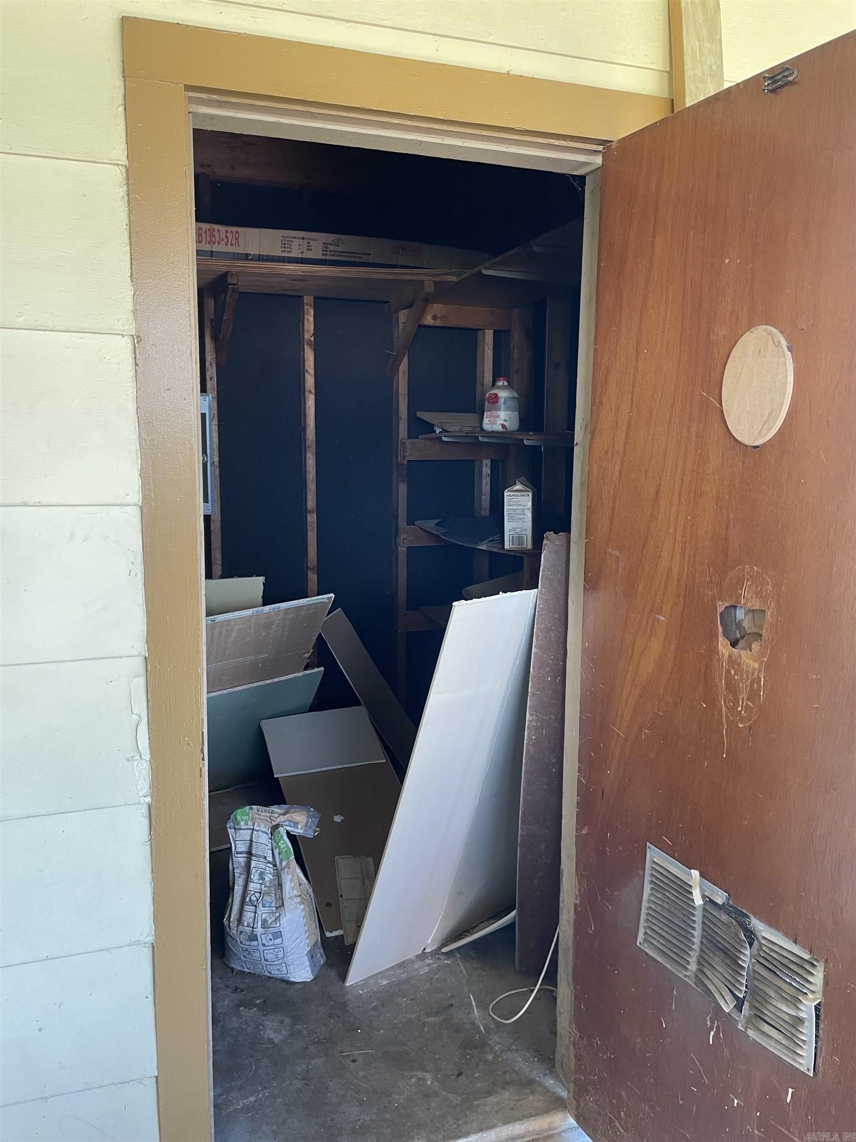 WAKEFIELD VILLAGE - Residential