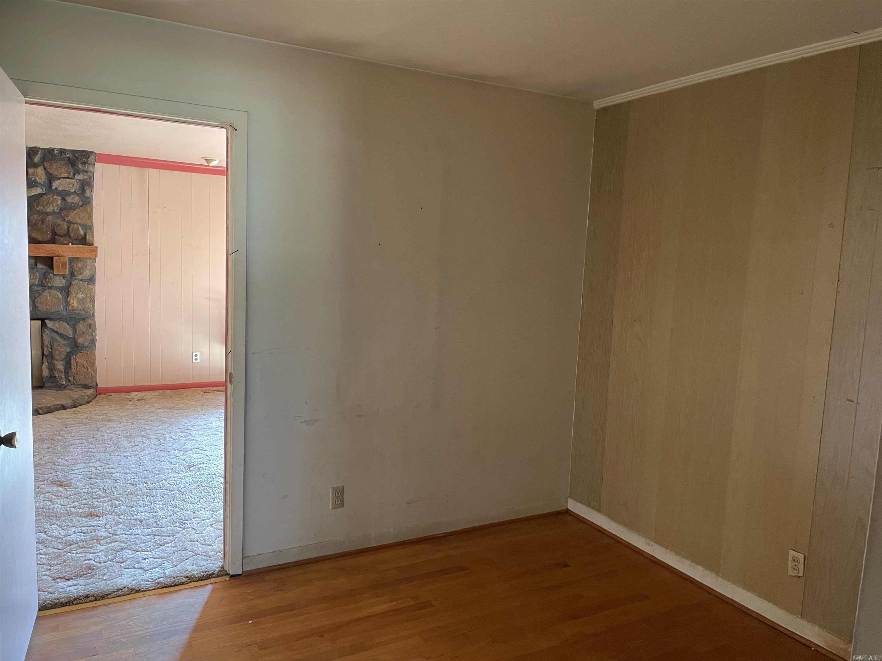 WAKEFIELD VILLAGE - Residential